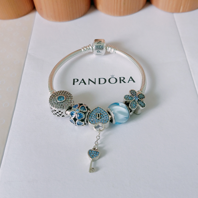 VÒNG CHARM HOA CỎ MAY MẮN