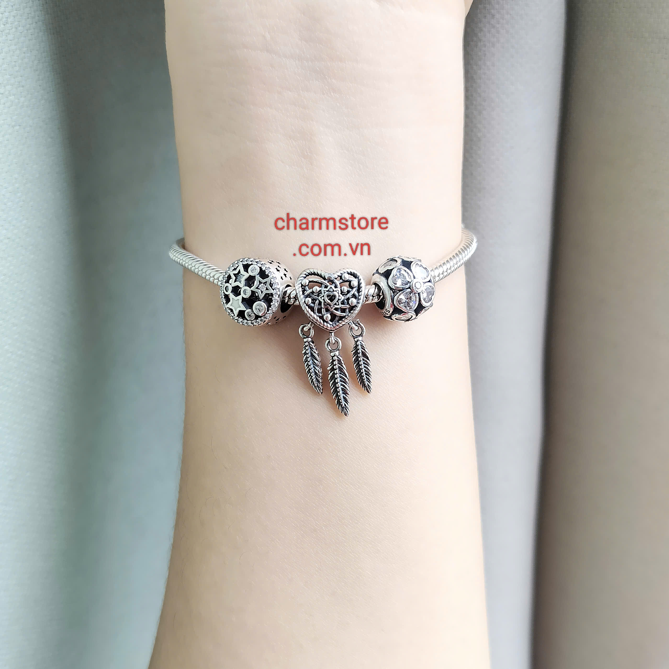 VÒNG TAY DREAMCATCHER MIX CỎ SAO MM