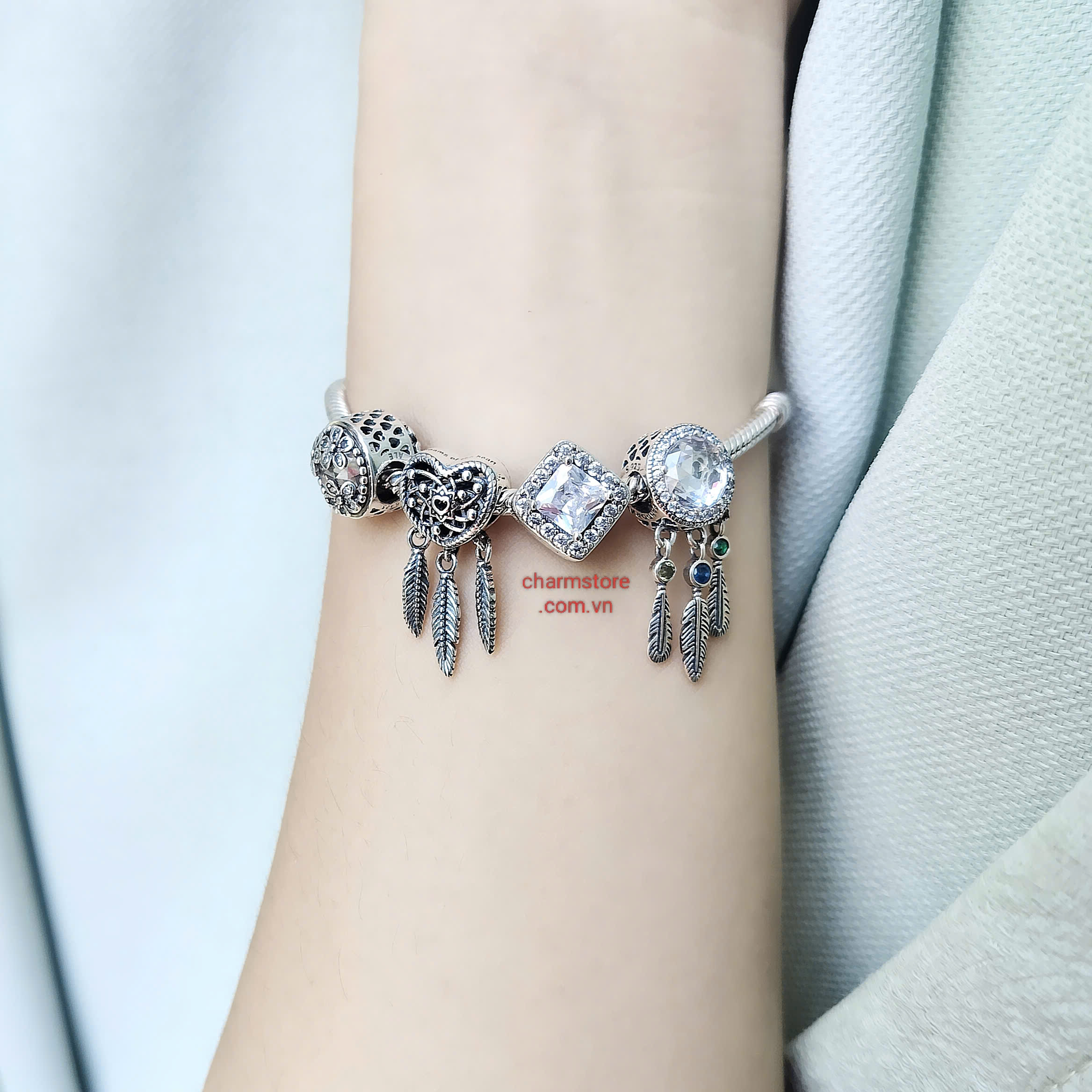 VÒNG TAY TÌNH YÊU DREAM ĐÁ TRẮNG