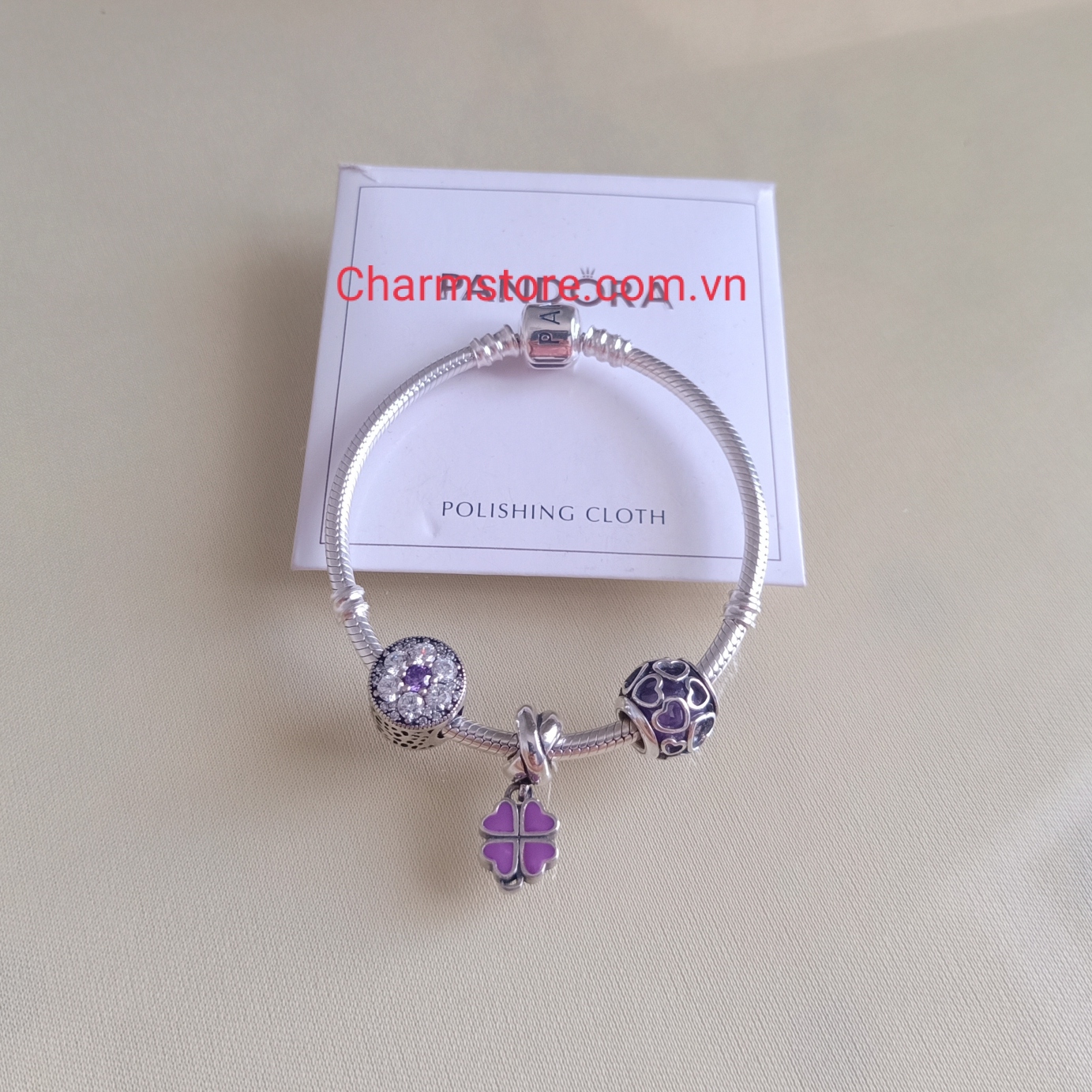 VÒNG CHARM TREO CỎ 4 LÁ MAY MẮN TÍM