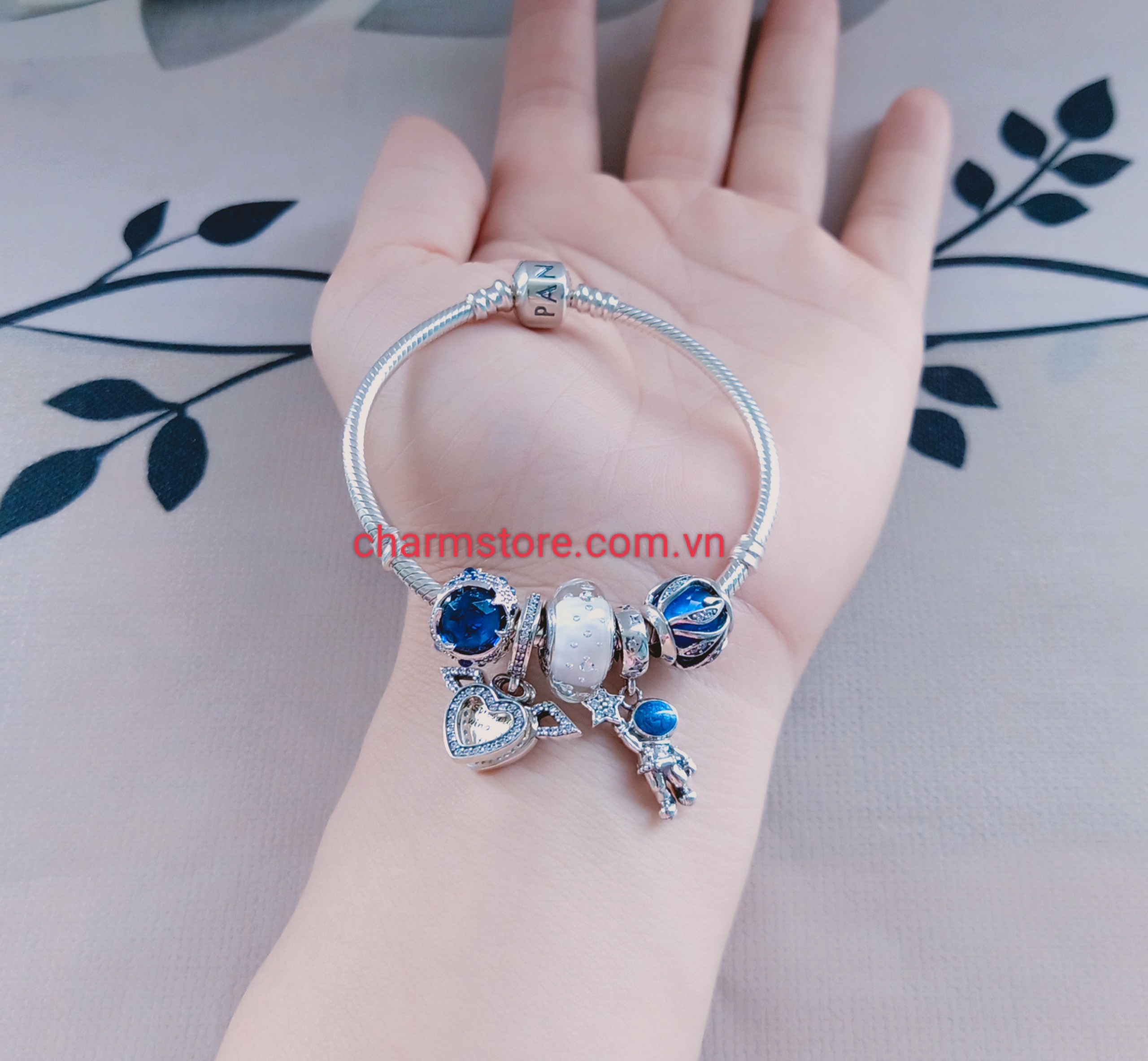 VÒNG CHARM MỆNH THỦY TÌNH YÊU - MAY MẮN