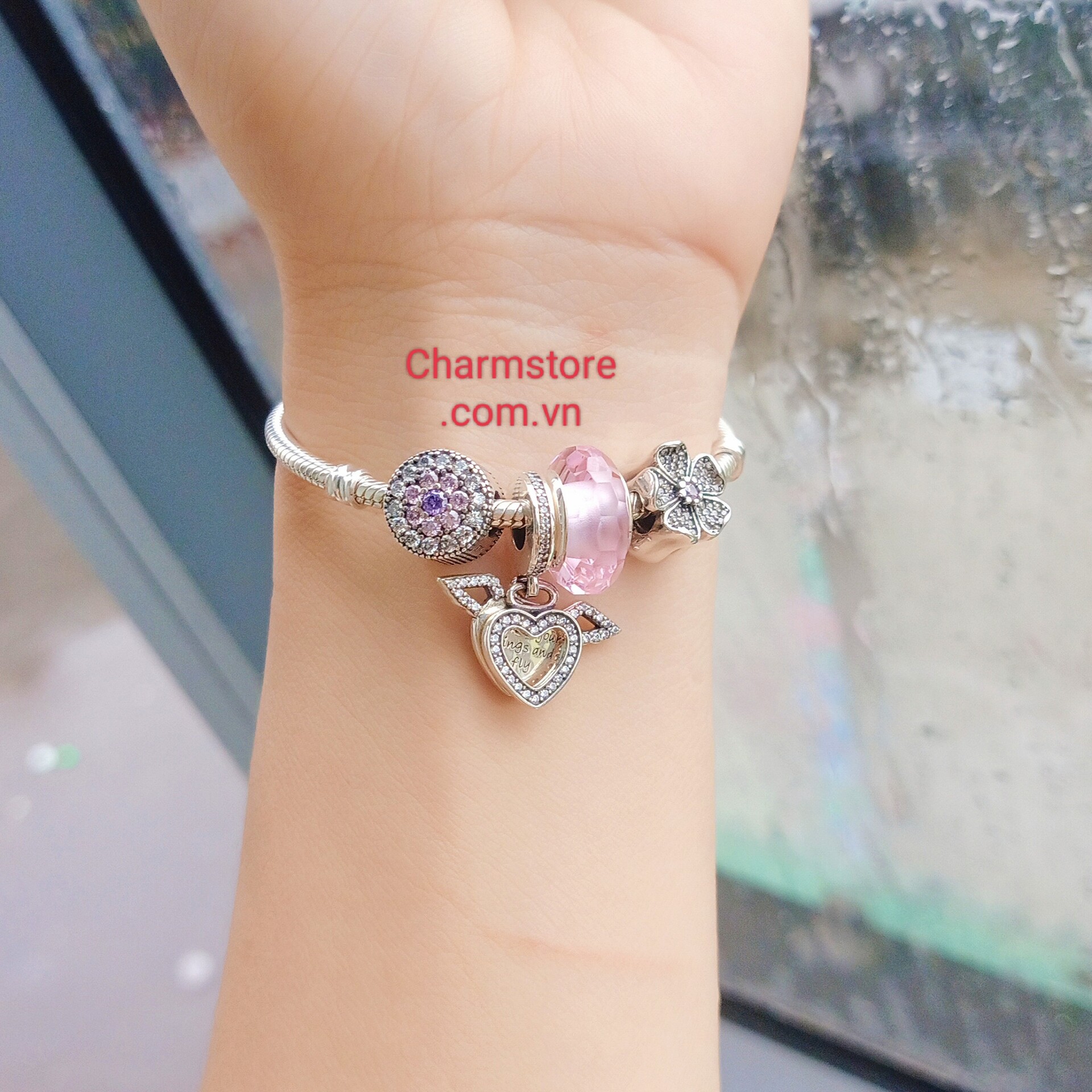 VÒNG TAY TREO TIM CÁNH THIÊN THẦN MIX ĐÁ HỒNG