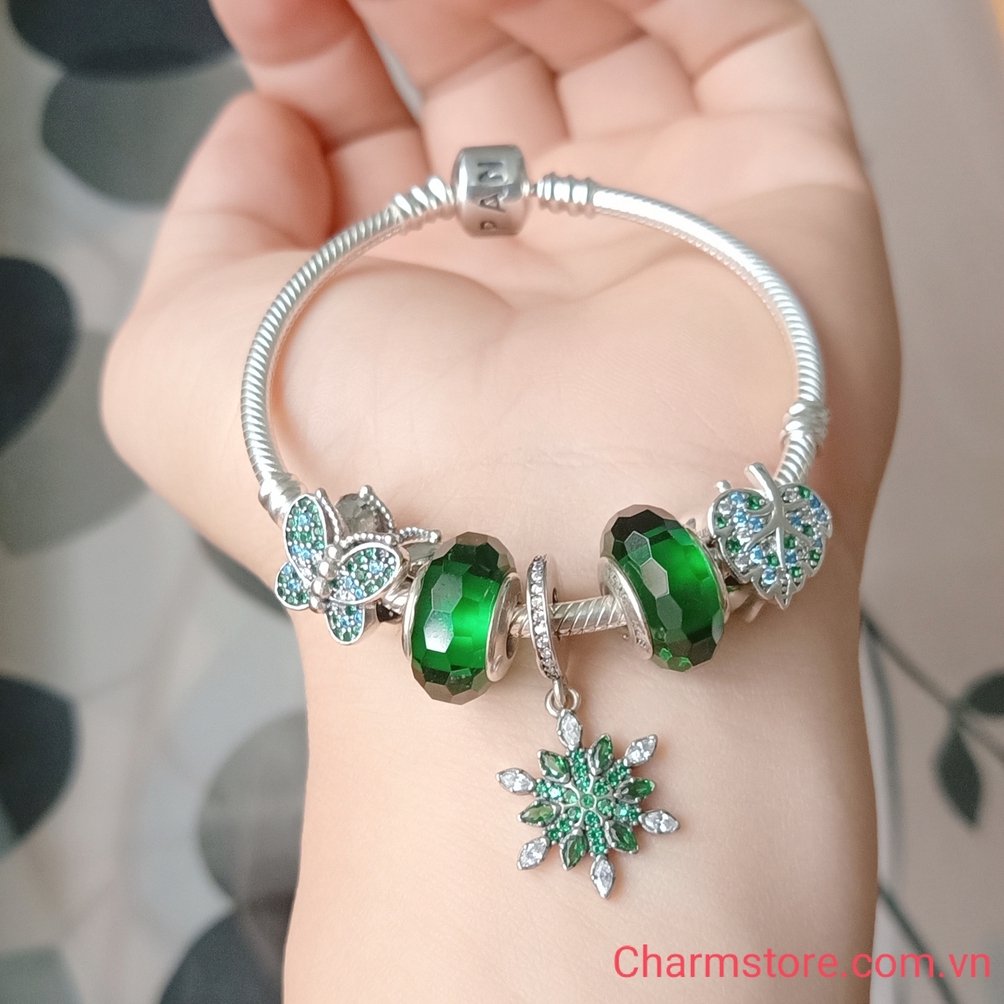 VÒNG CHARM HOA TUYẾT XANH LÁ