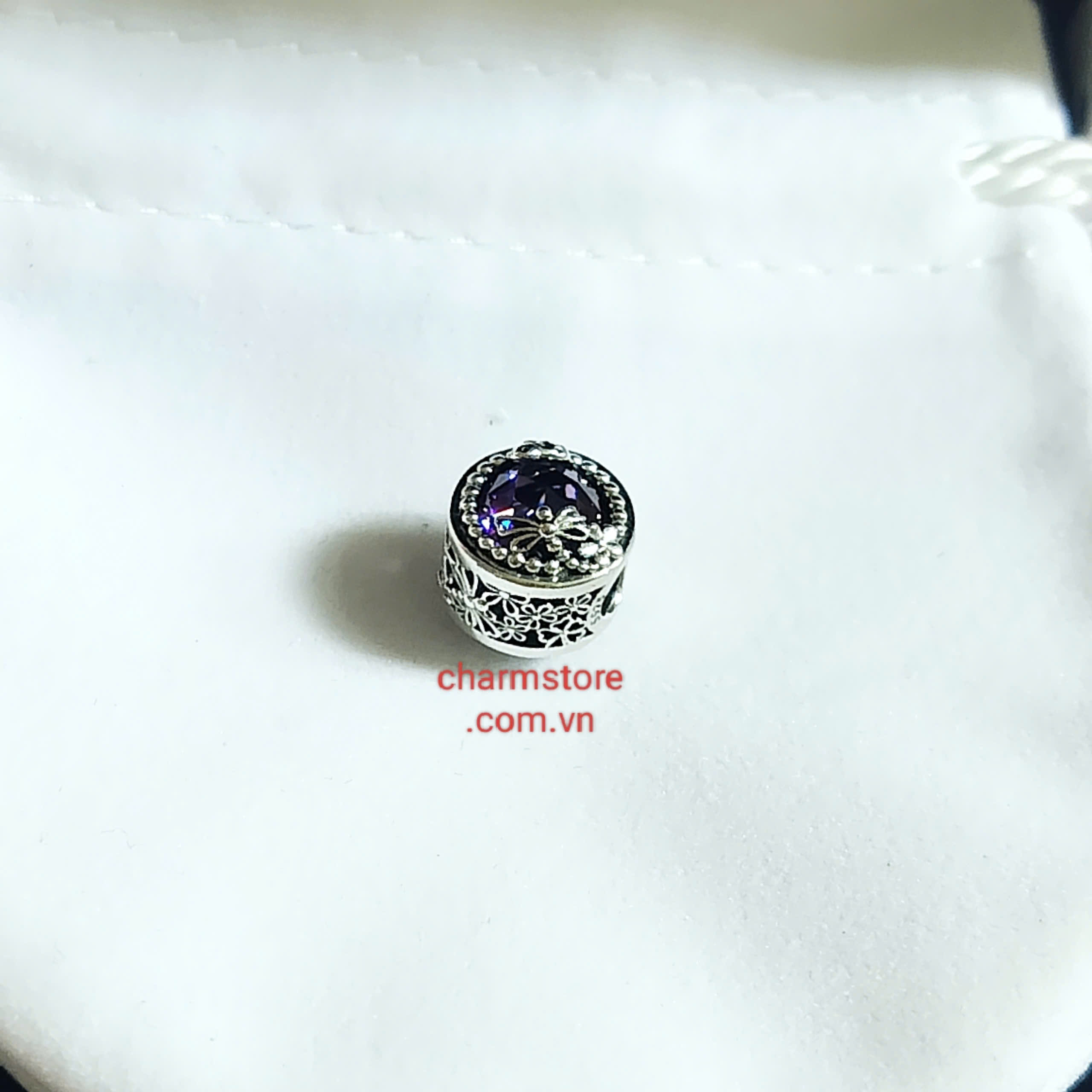 CHARM RADIANT CHUỒN CHUỒN ĐÁ TÍM
