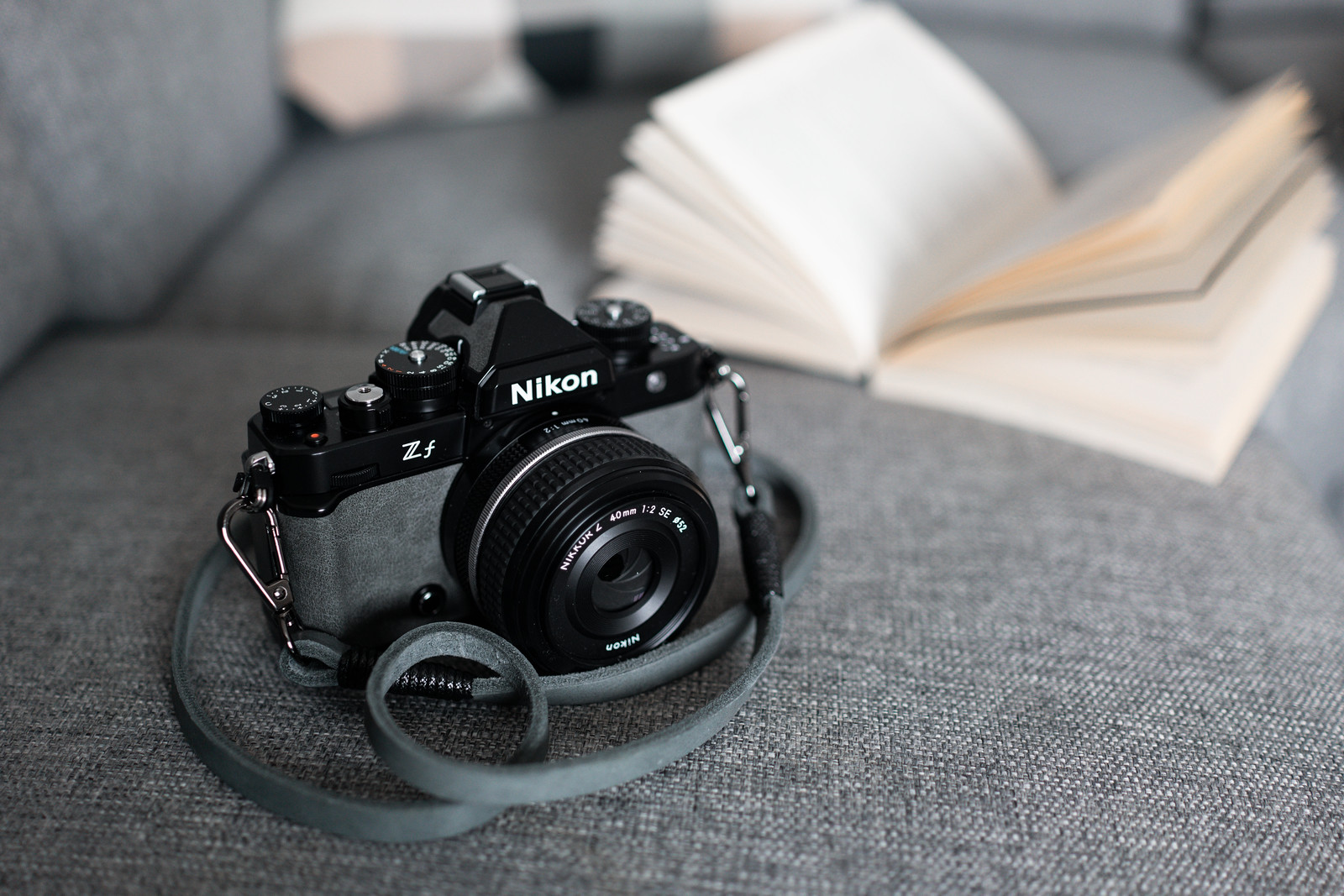 review-nikon-zf-thiet-ke-hoai-co-nhung-day-suc-manh