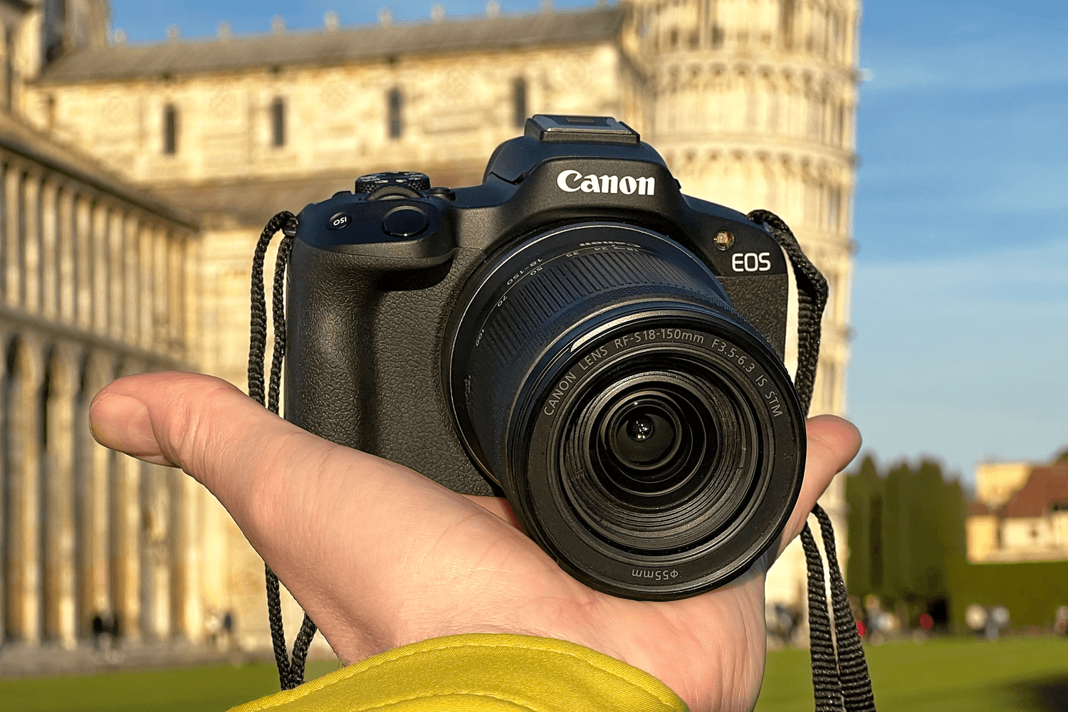 review-canon-eos-r50-may-anh-cho-nguoi-moi-bat-dau