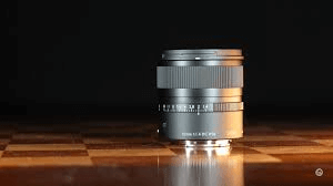 danh-gia-sigma-15mm-f-1-4-dc-contemporary-su-lot-xac-gon-nhe-cho-dong-may-anh-ap