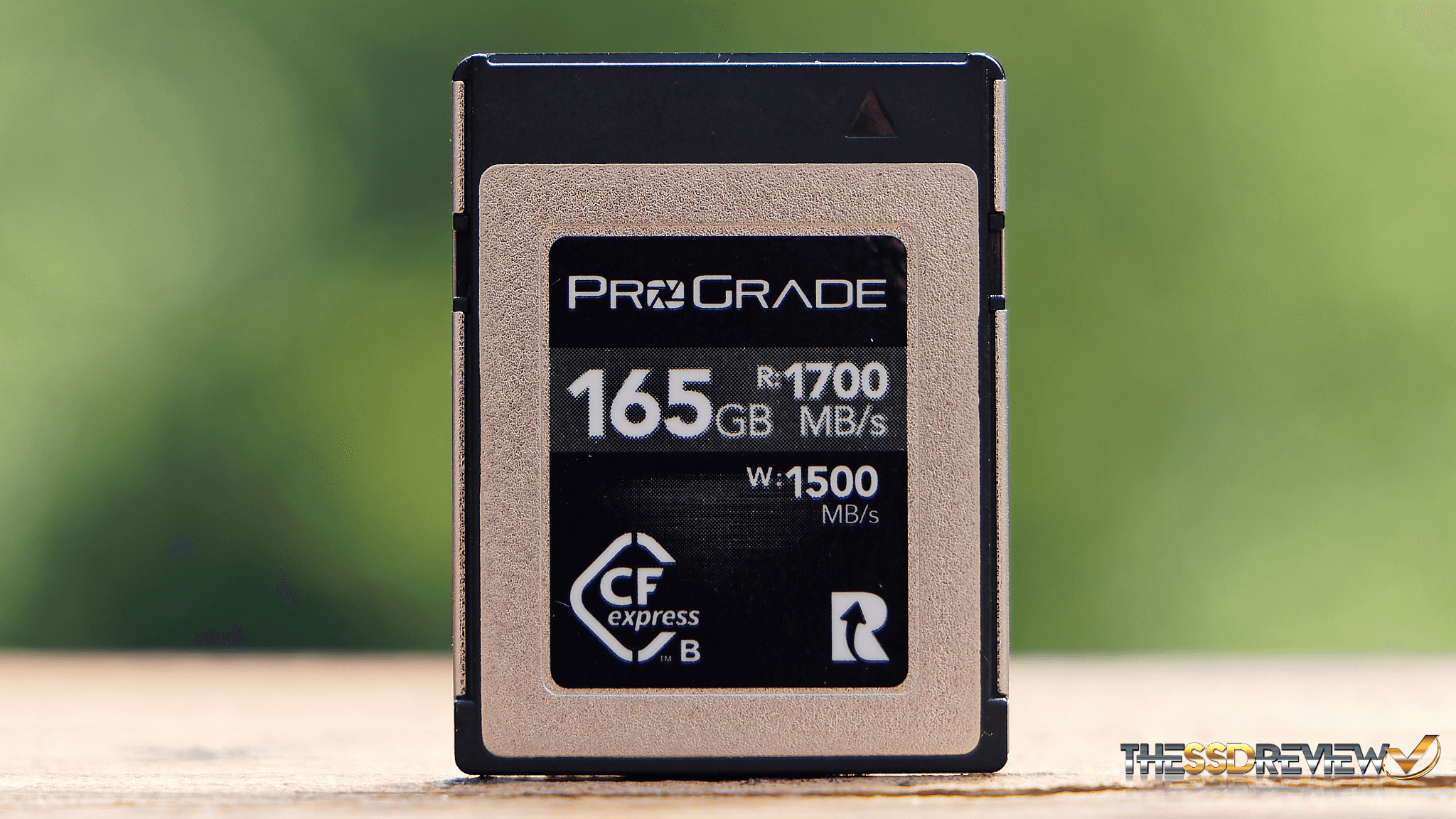 ProGrade-Digital-CFexpress-Type-B-Cobalt