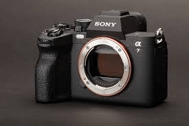 sony-a-7iv-leecam