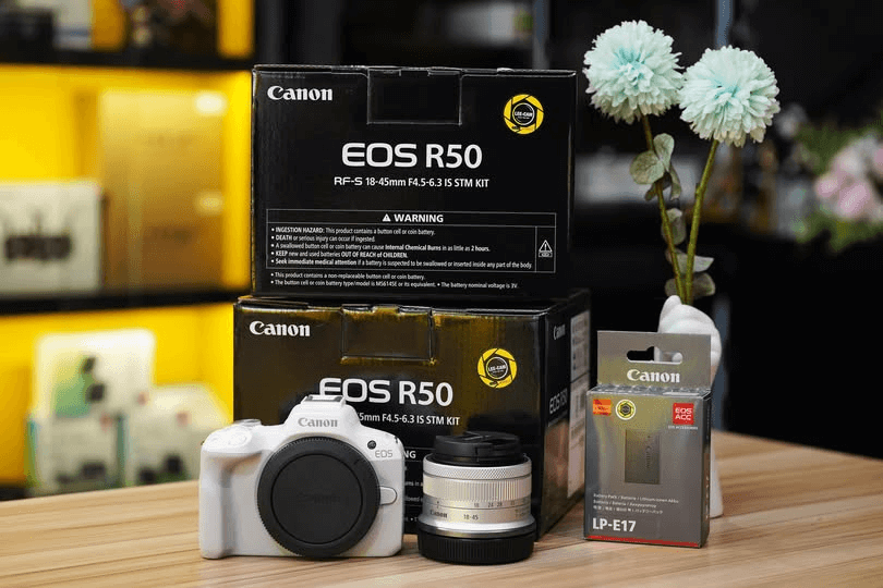 canon-eos-r50-leecam