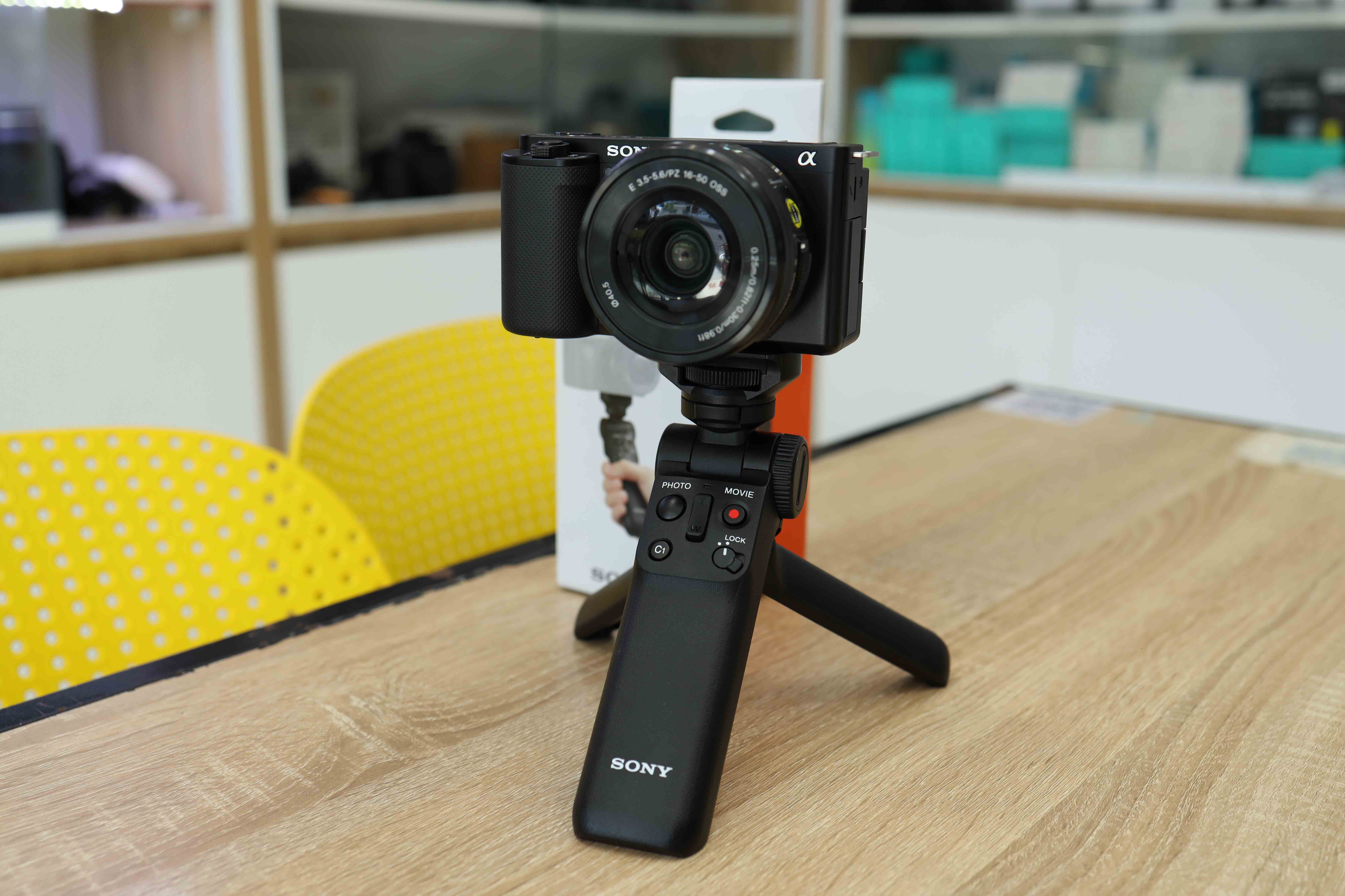 [likenew fullbox] Phụ kiện báng tay cầm không dây Sony GP-VPT2BT | Đen