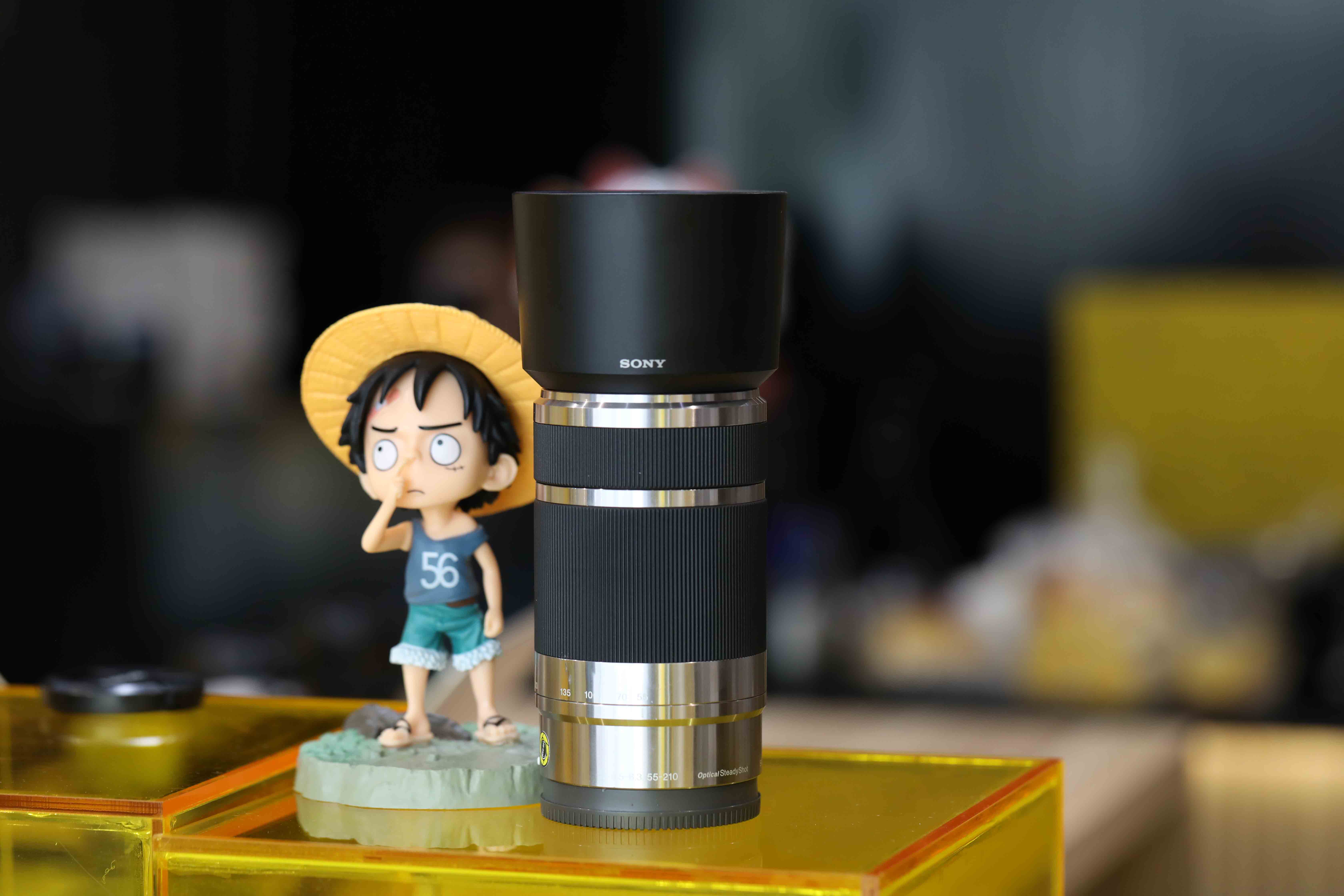 Ống Kính Sony SEL 55-210mm f4.5-6.3 OSS (QSD)