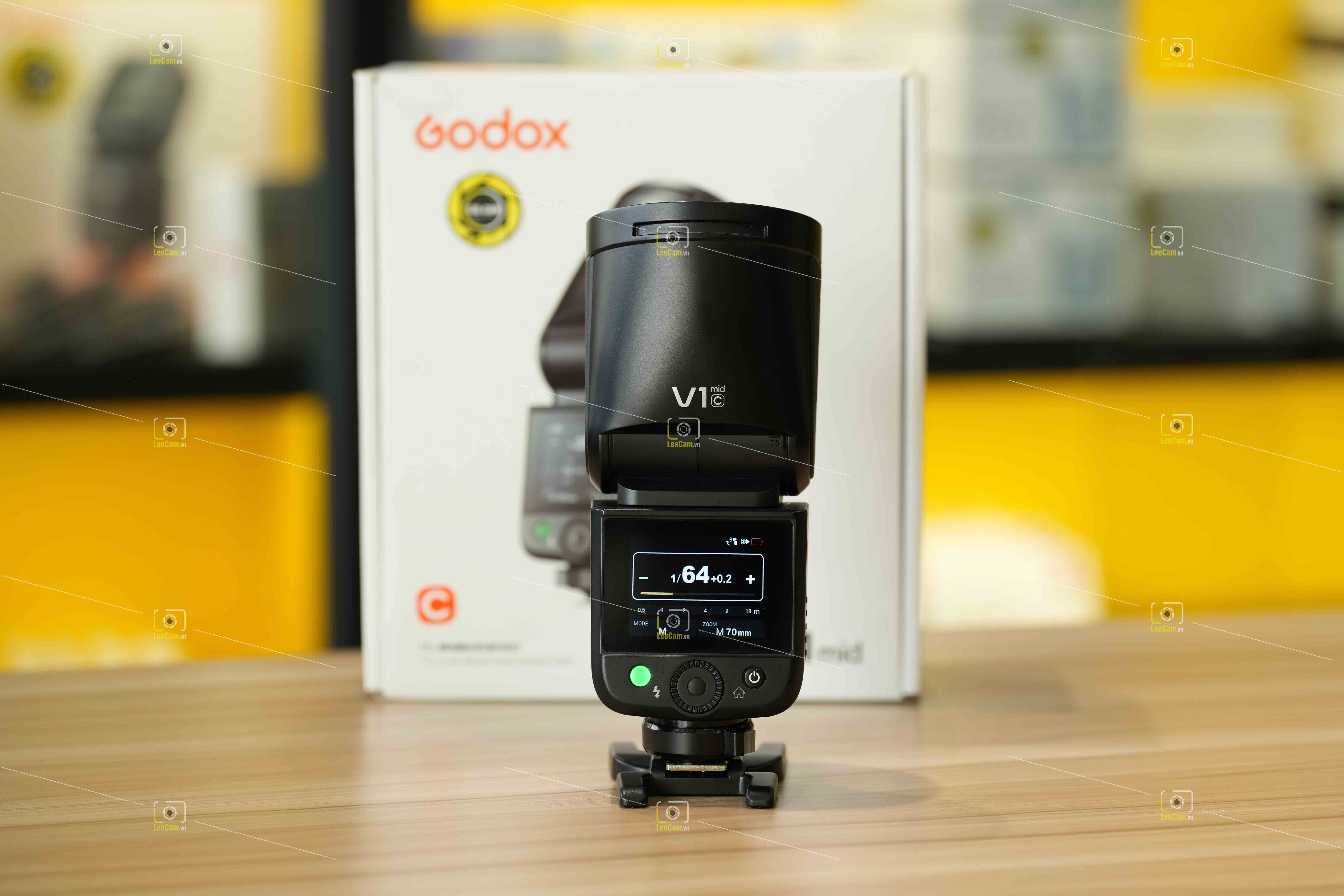 (Used) Flash Godox V1 Mid For Canon