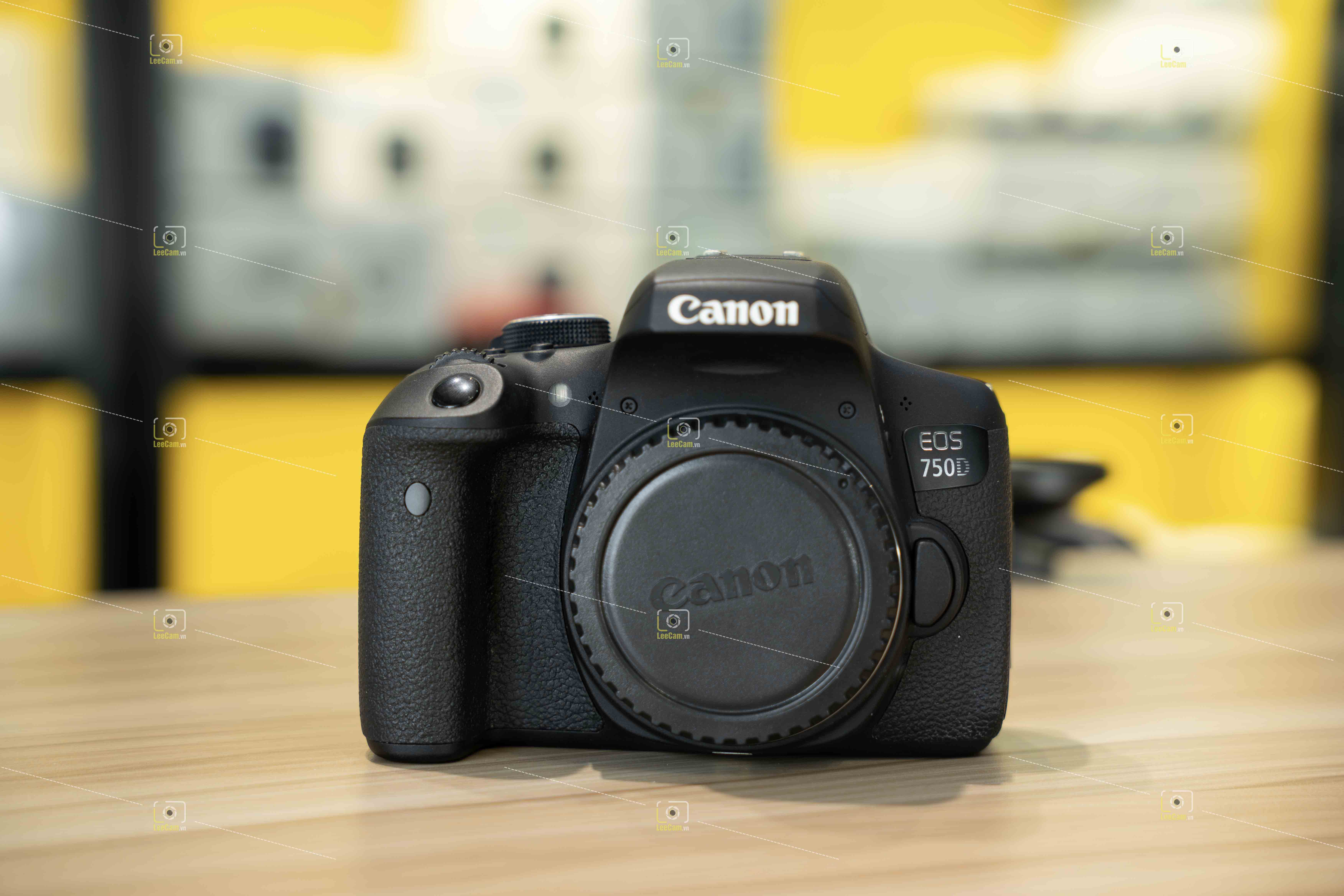 (Used) Body Canon 750D