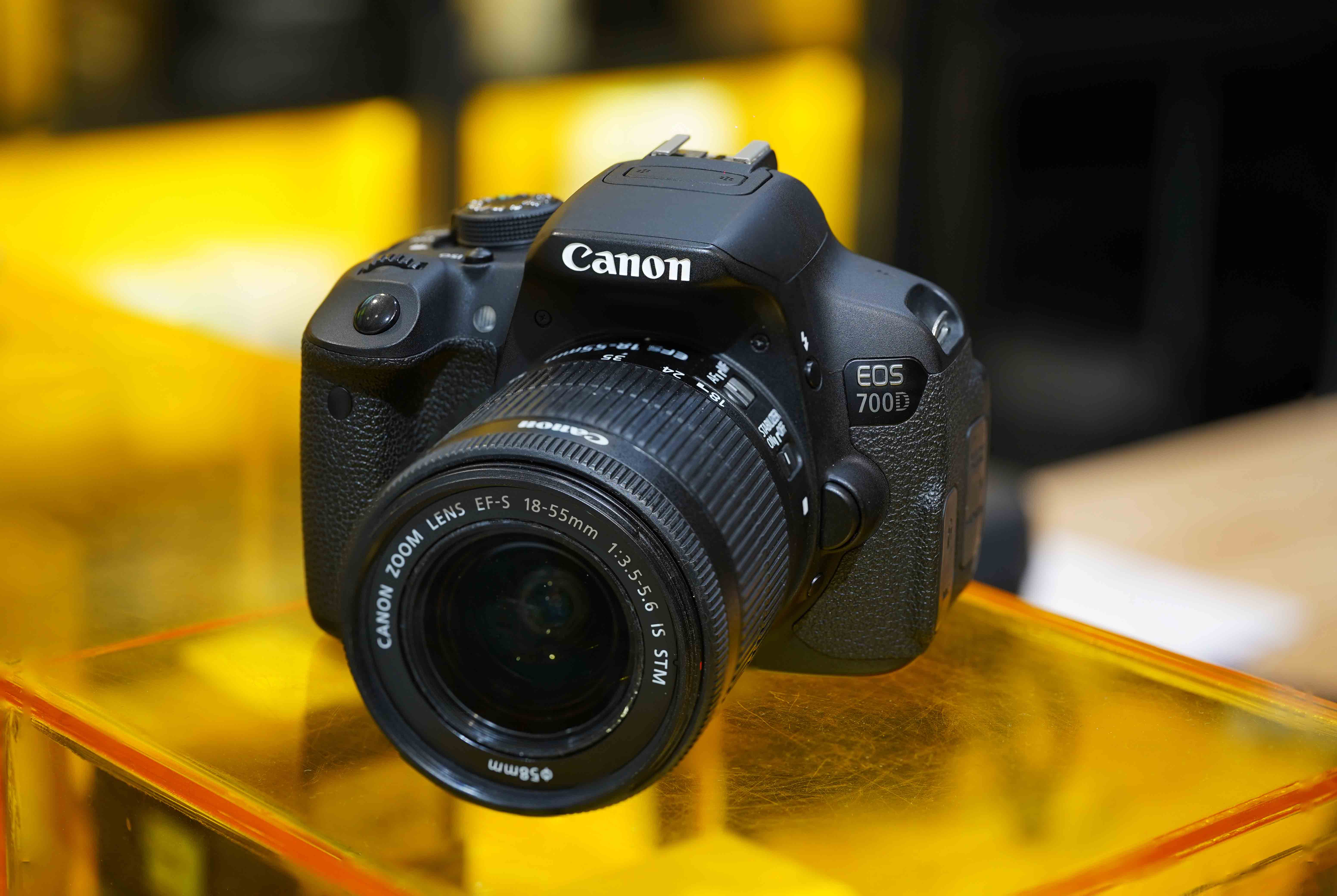 (Used) Body Canon 700D+18-55mm IS STM