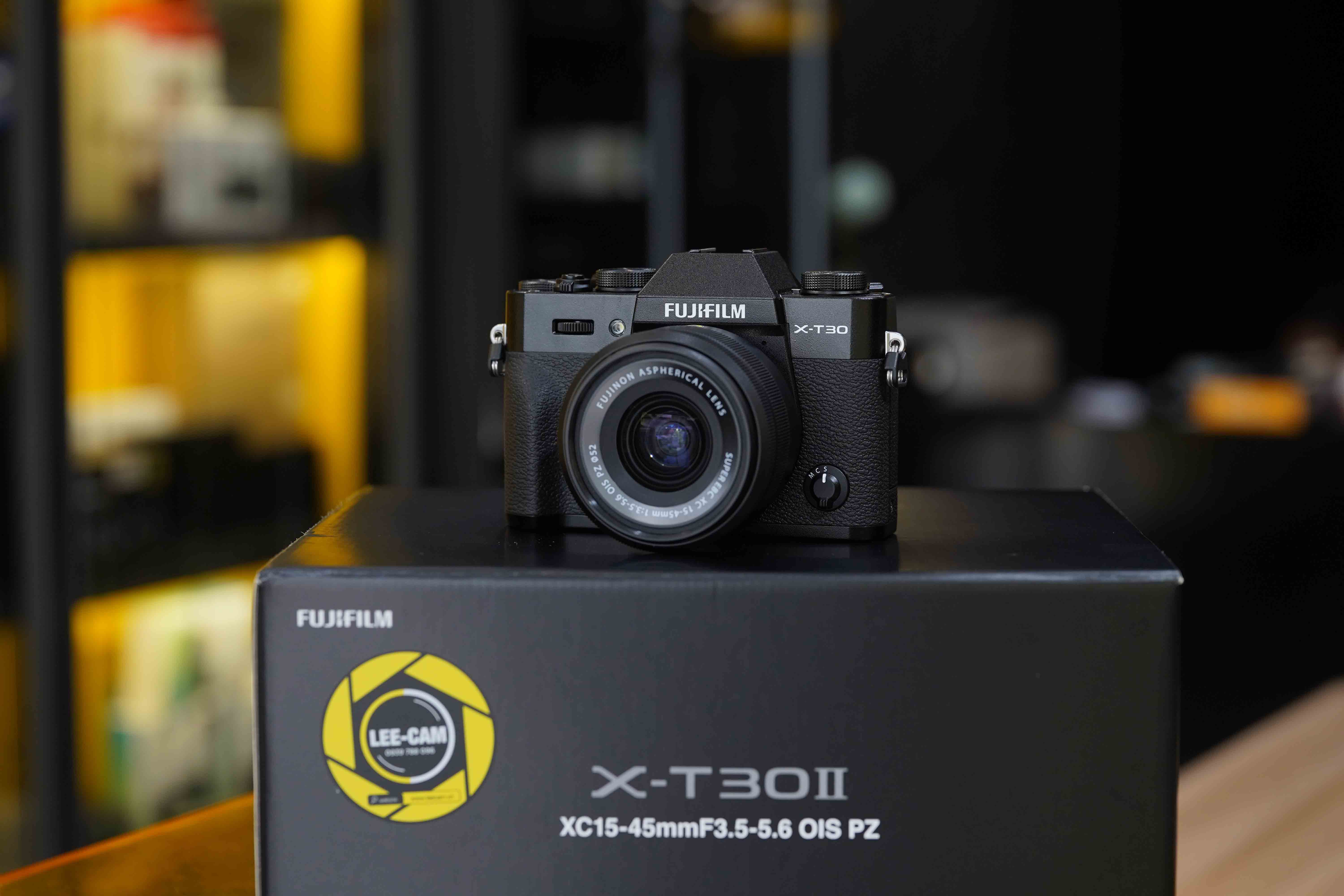 (Likenew Fullbox) Fujifilm X-T30 II (Black) + XC 15-45mm
