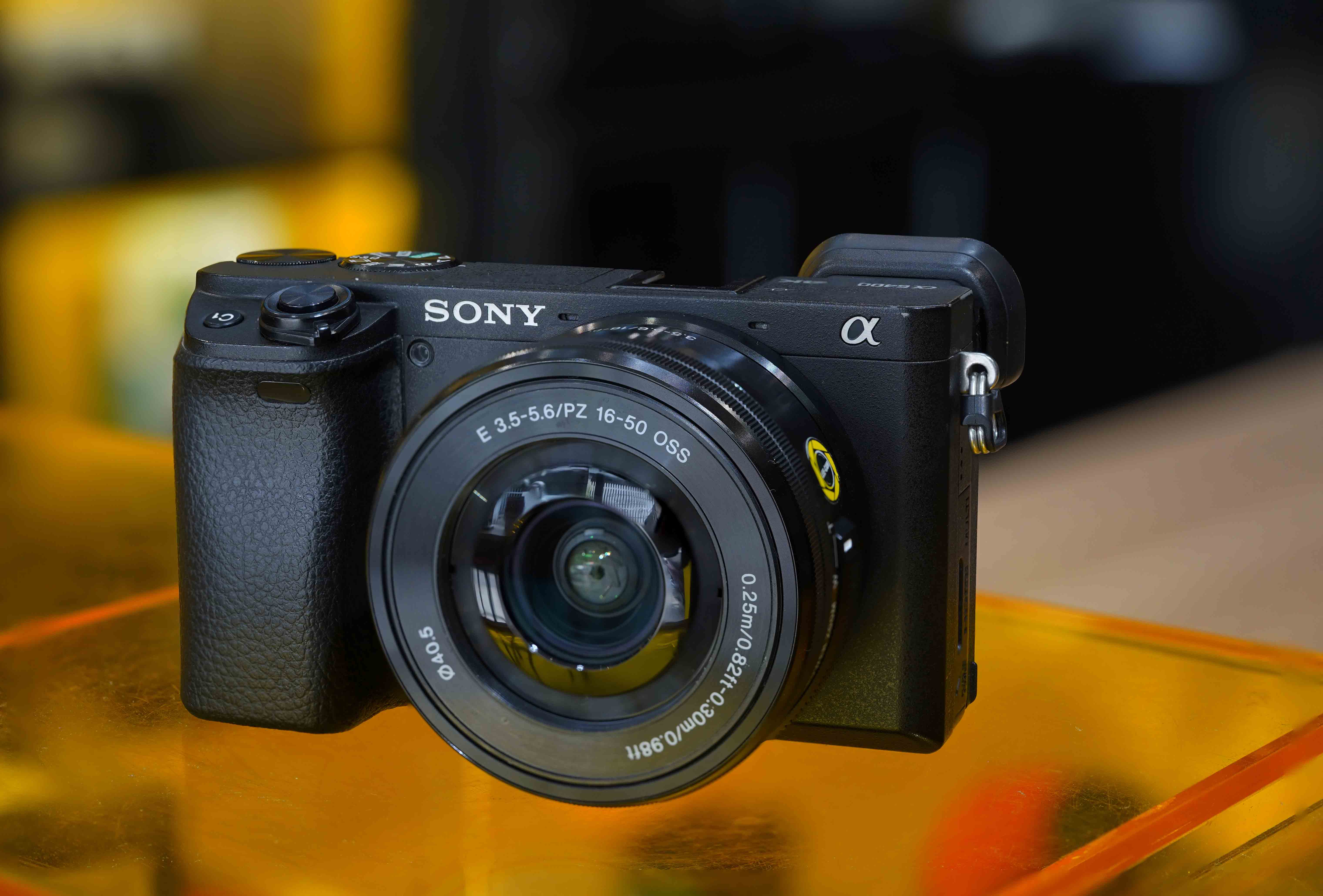 [Likenew Nobox] Body Sony a6400 +16-50mm f/3.5-5.6 OSS PZ