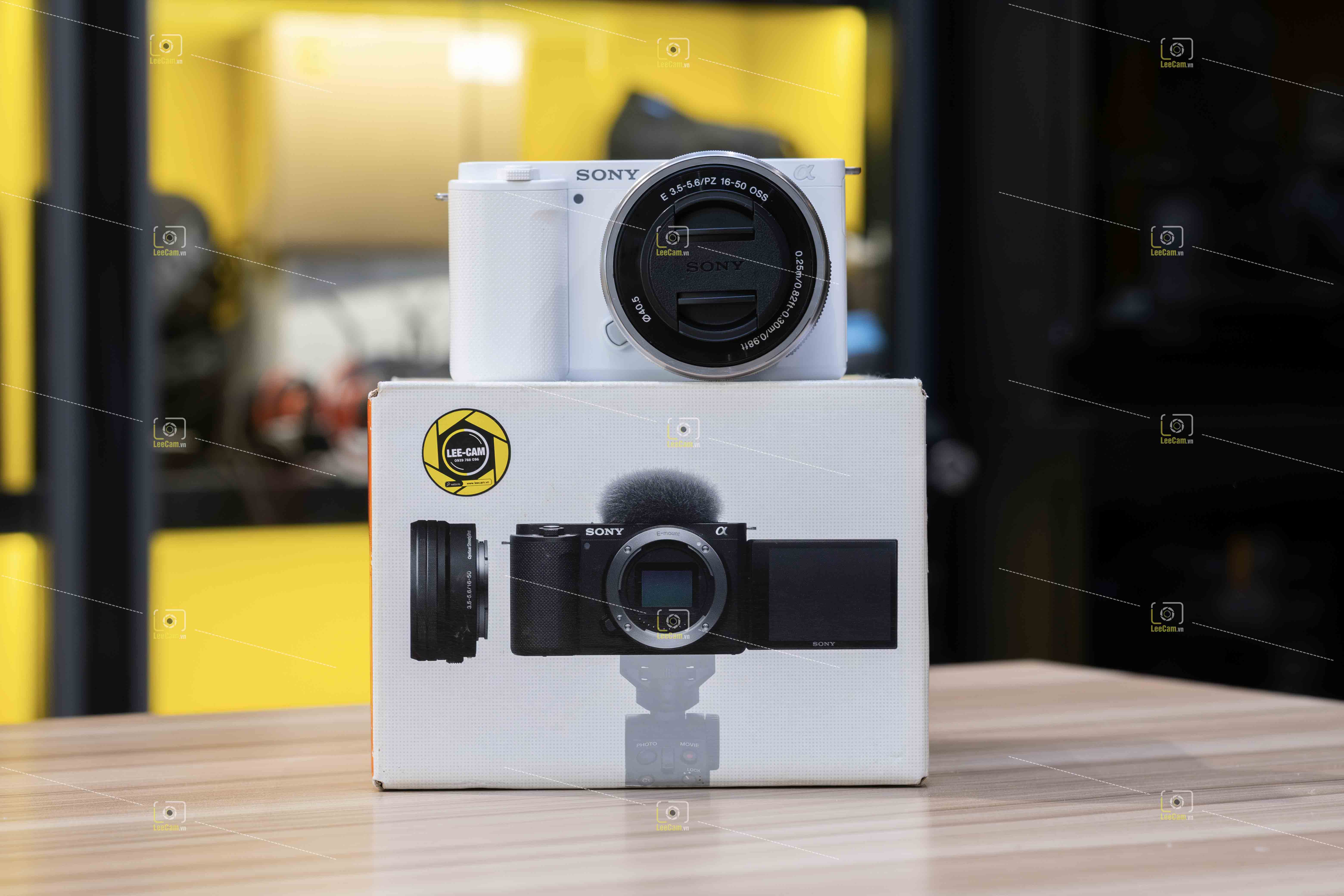 [Used] Máy ảnh Sony ZV-E10 + Lens 16-50mm F3.5-5.6 | Trắng