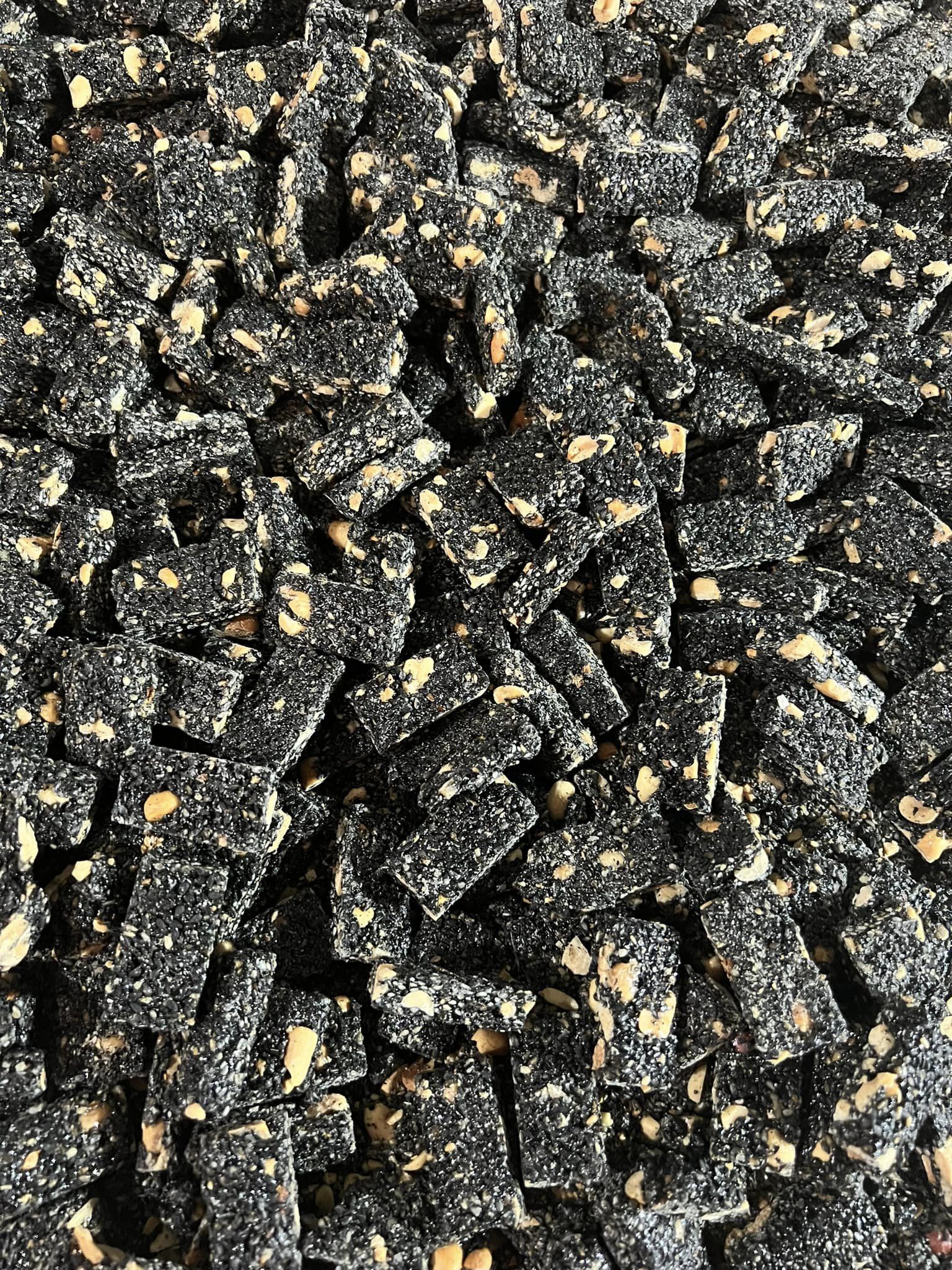 Kẹo mè/vừng đen hạt thuần chủng 500 gr