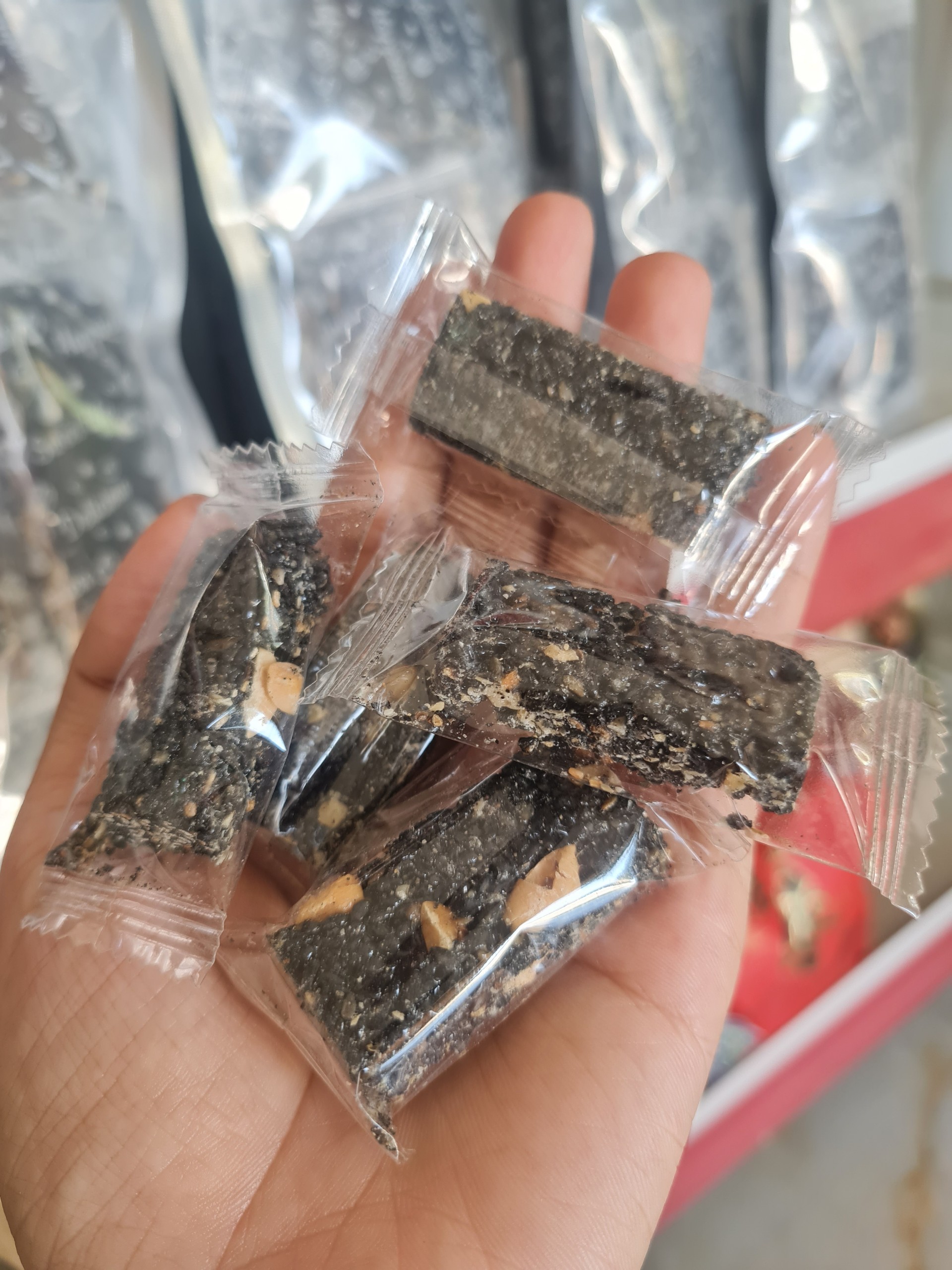 Kẹo mè/vừng đen hạt thuần chủng 500 gr