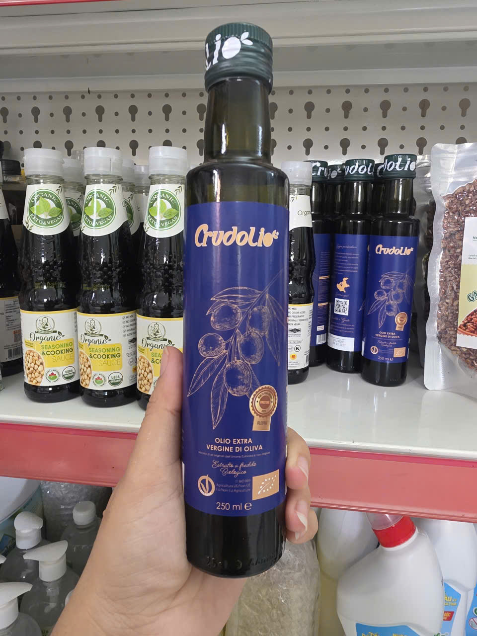 Dầu olive Crudolio hữu cơ ép lạnh nguyên chất