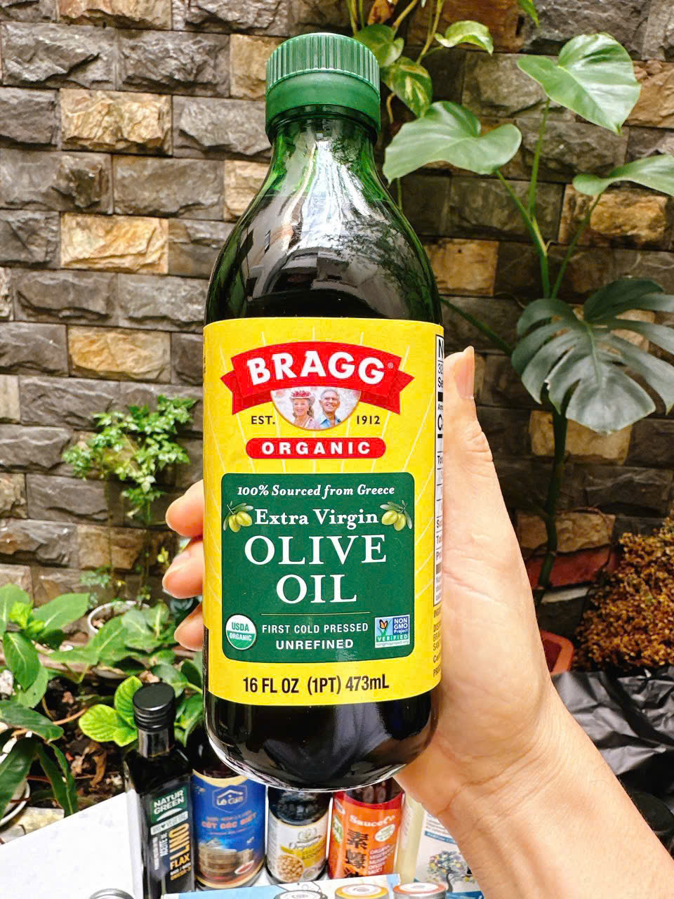 Dầu Extra Virgin Olive Bragg hữu cơ ép lạnh 473ml
