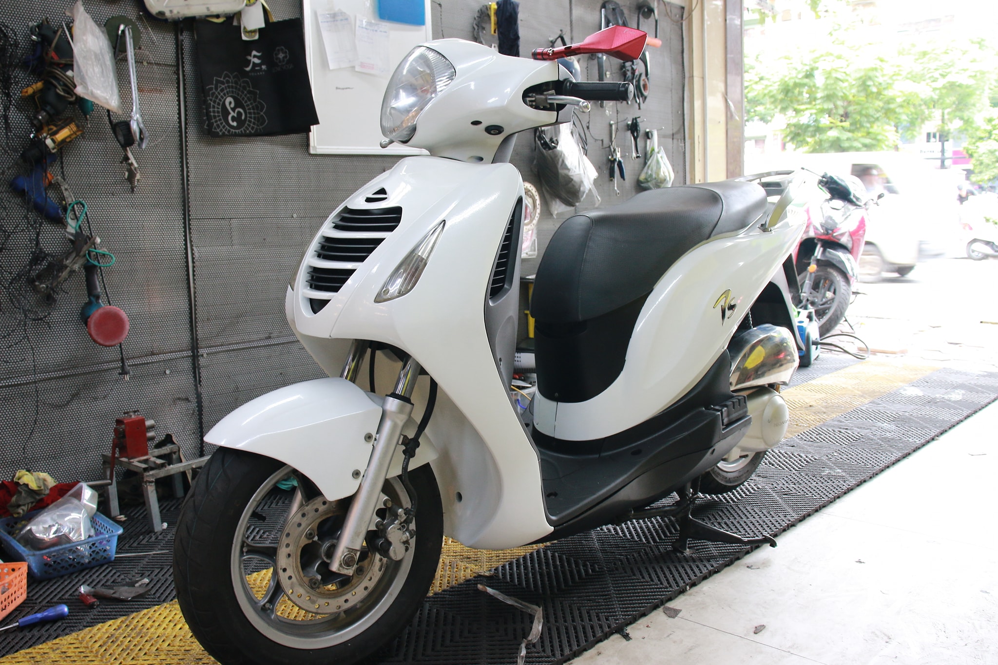 Bán Honda PS 150i trắng 2014 chính chủ tên mình ở Hà Nội giá 35tr MSP  1182874