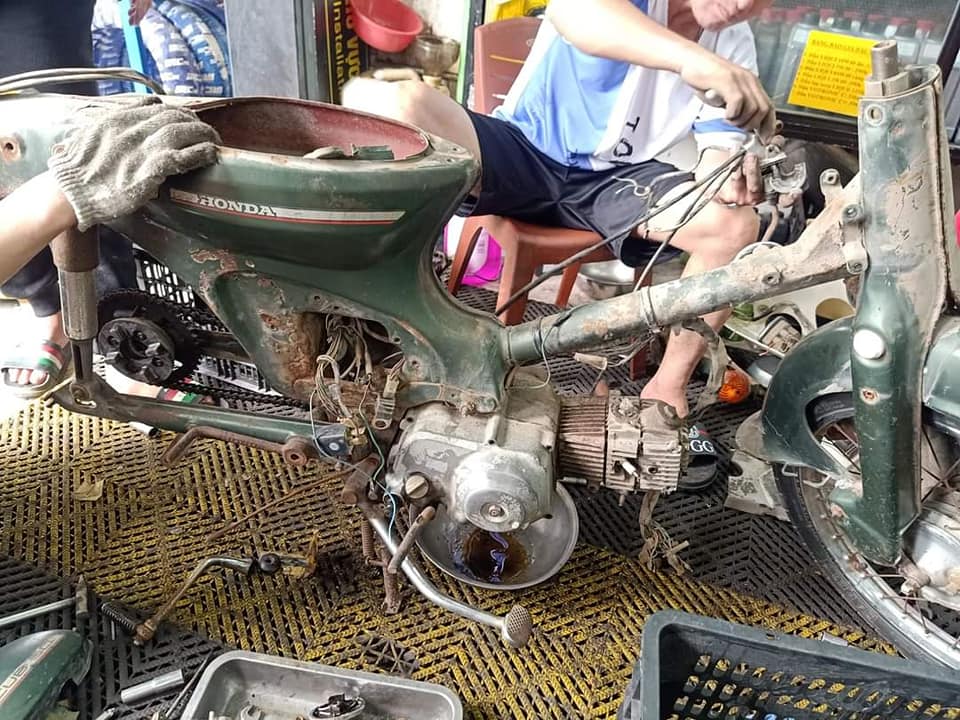 Chiếc xe Honda LEAD với dàn bạt gây tranh cãi