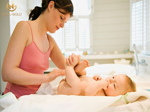 Những sai lầm trong cách sử dụng bỉm khiến bé bị hăm, cách sử dụng bỉm Popolini m quần đúng cách Những sai lầm trong cách sử dụng bỉm khiến bé bị hăm, cách sử dụng bỉm Popolini m quần đúng cách