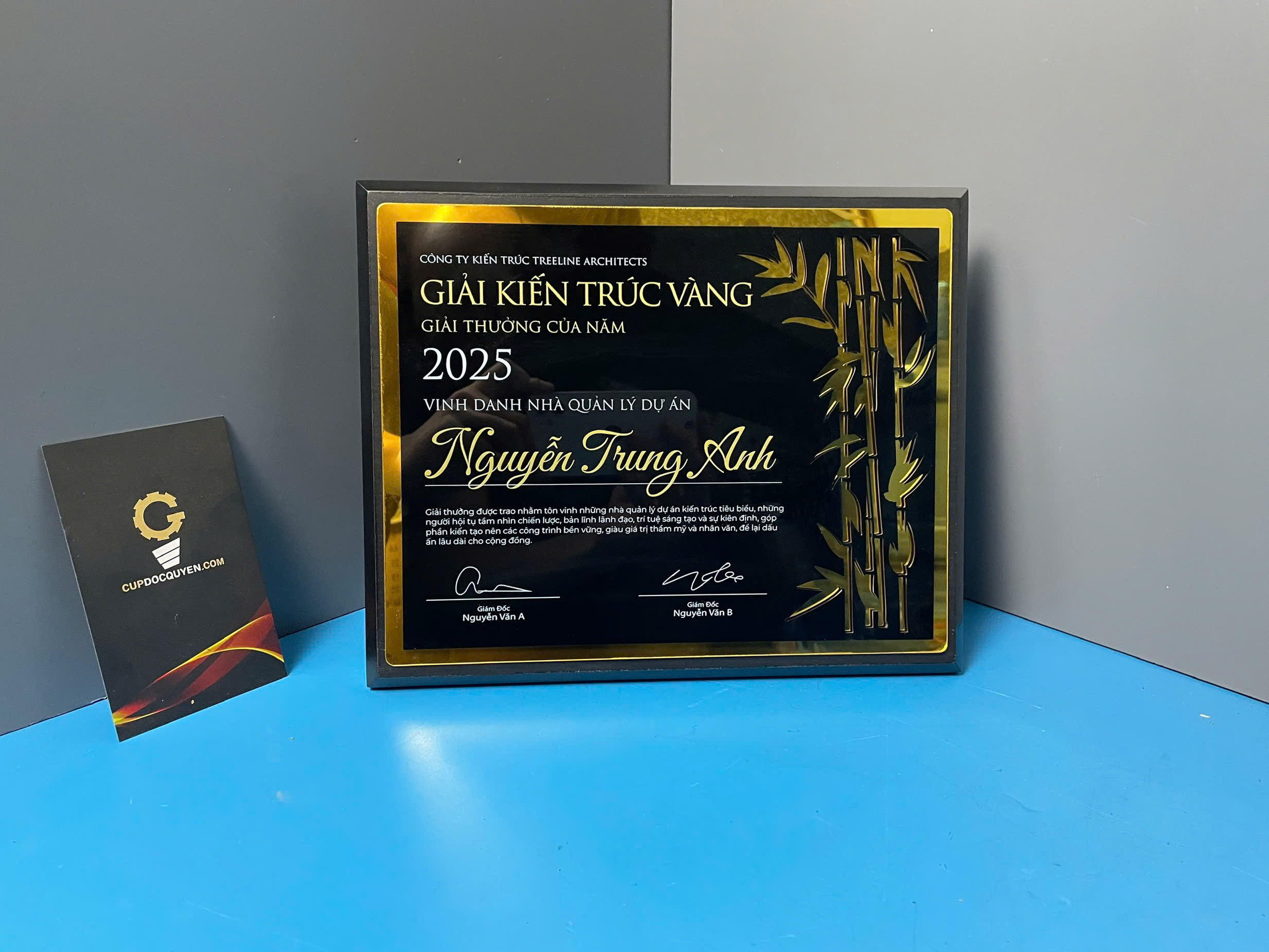 bang-vinh-danh-nhan-su-cuoi-nam