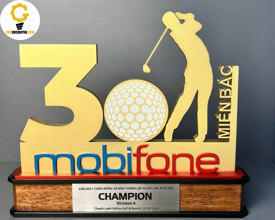 Kỷ niệm chương giải Golf 30 năm thành lập Mobiphone