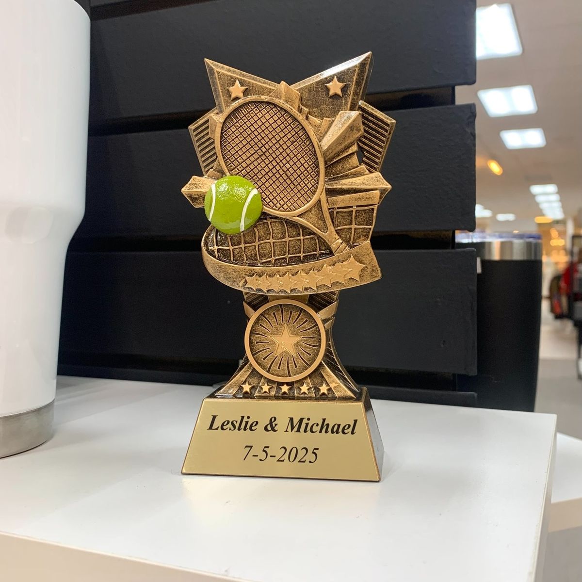 mua-cup-pickleball
