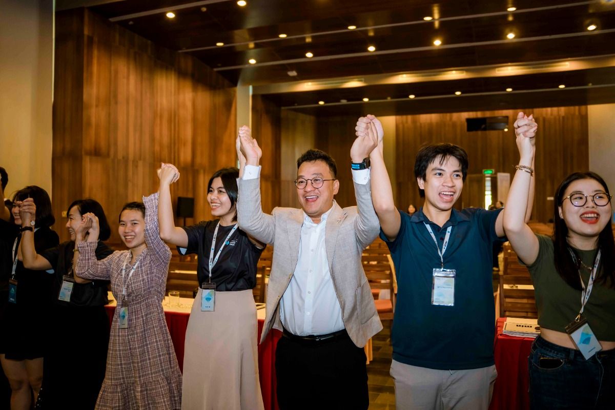 tieu-chi-vinh-danh-nhan-su