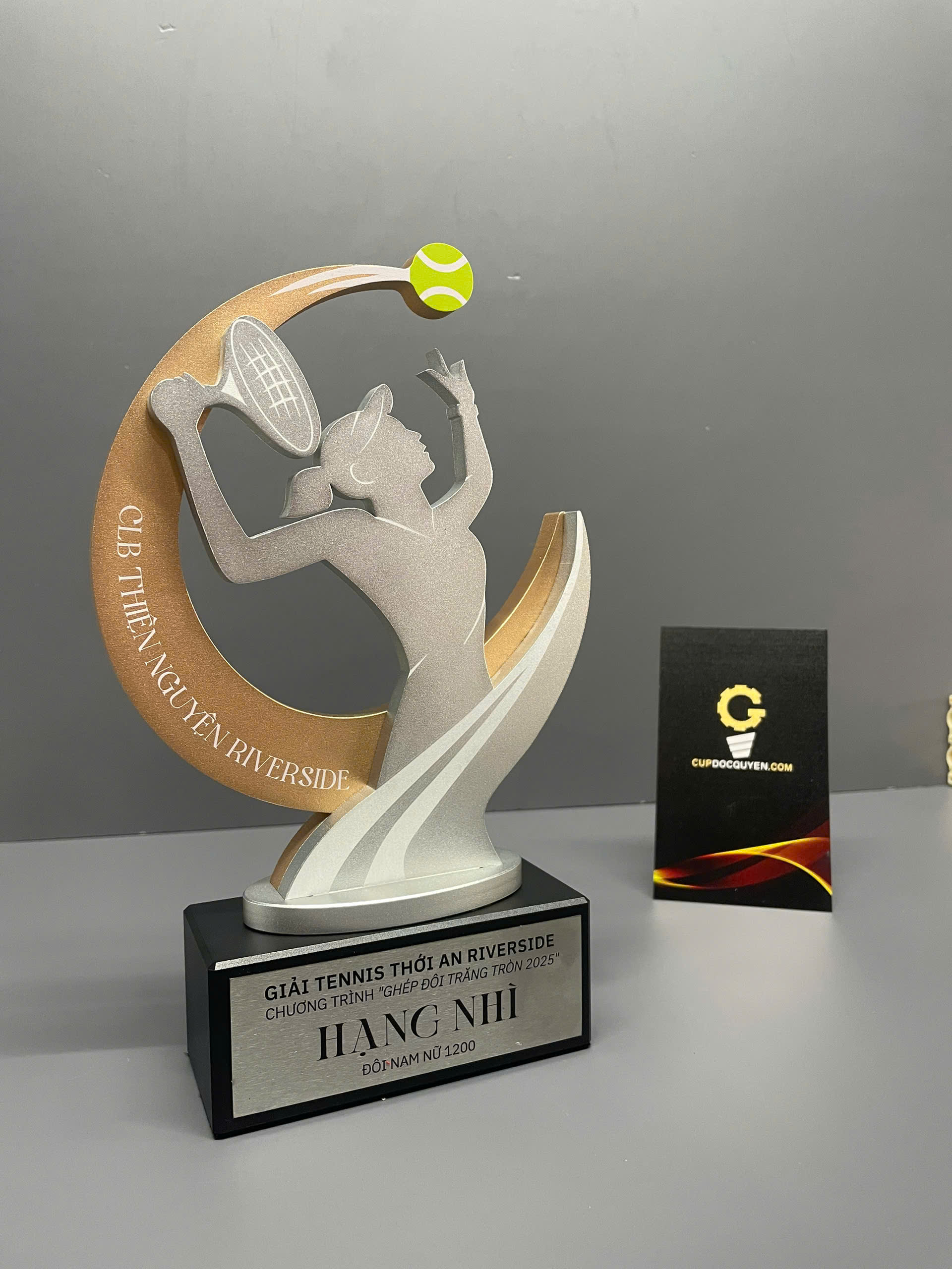 vinh-danh-trong-tennis-doanh-nghiep