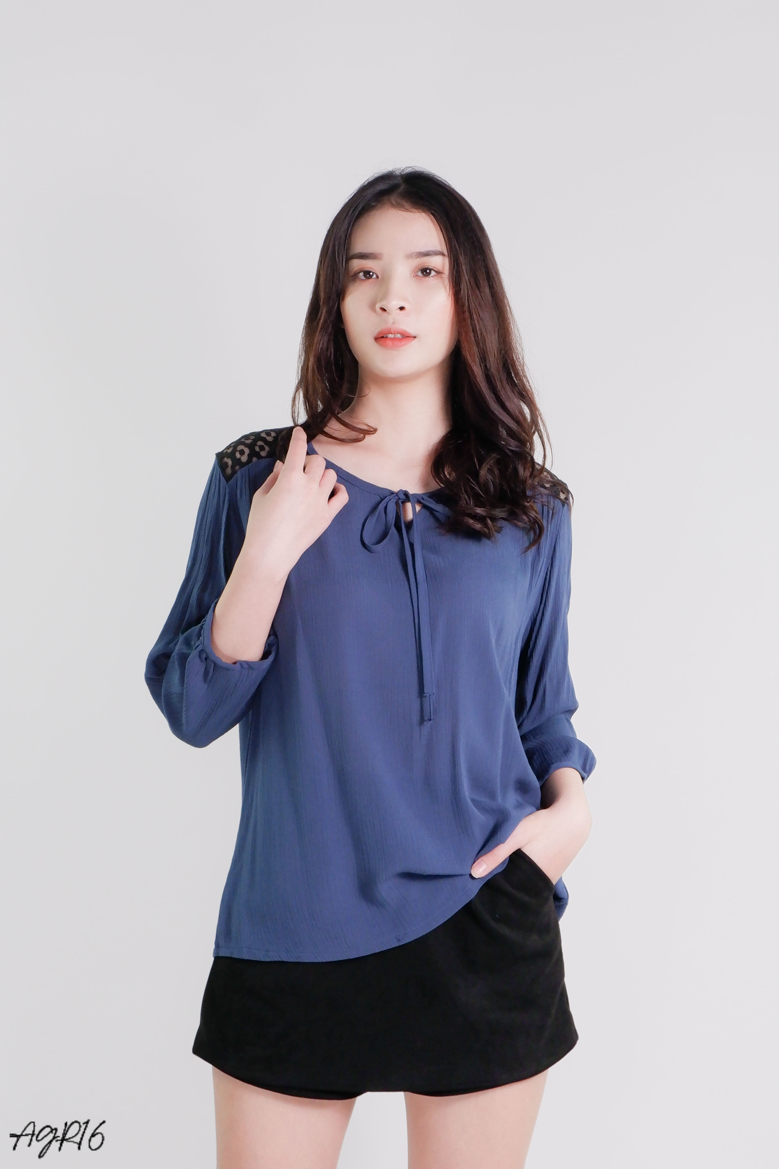 Áo Thun Nữ Phối Cầu Vai Sang Trọng XK AGR16
