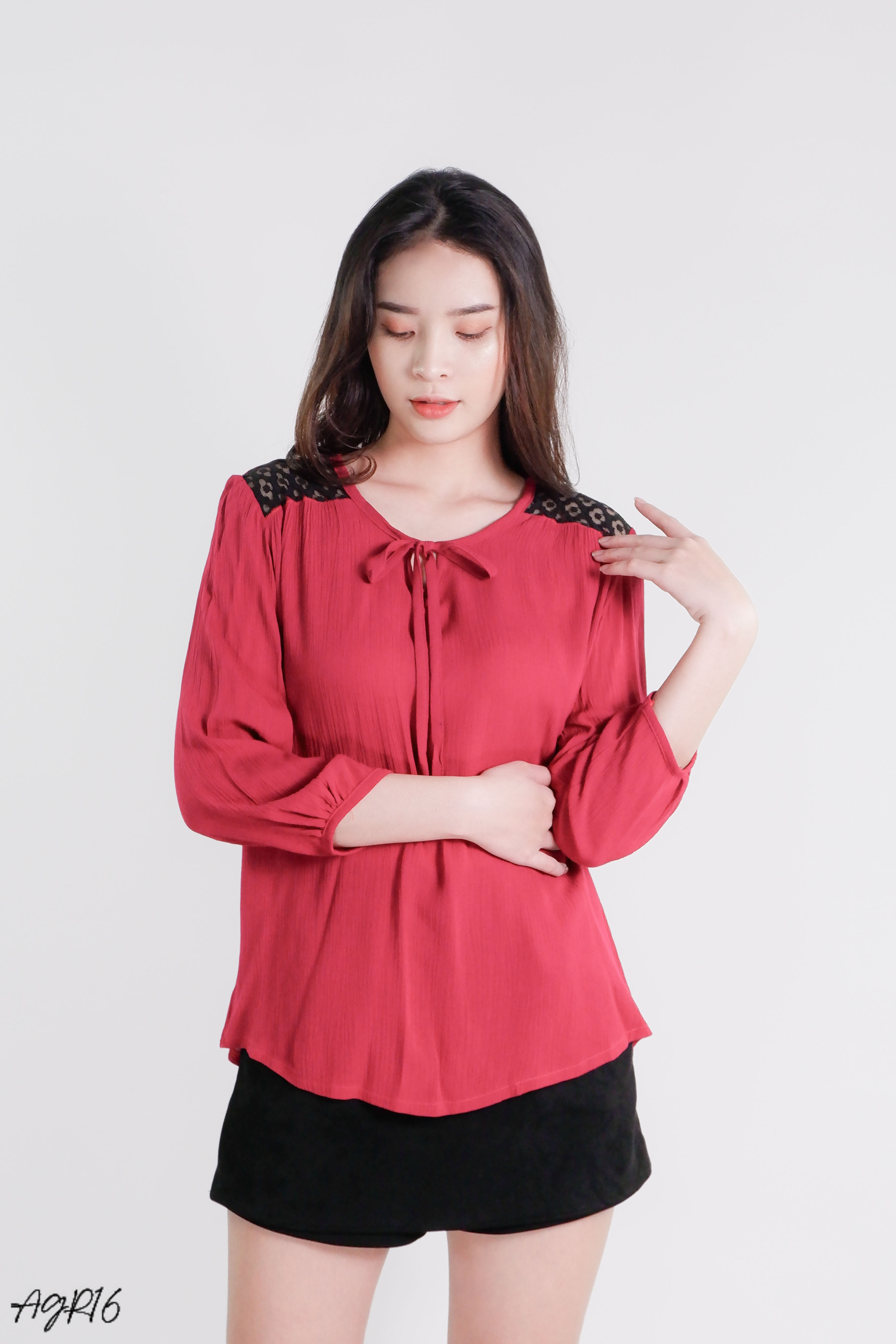 Áo Thun Nữ Phối Cầu Vai Sang Trọng XK AGR16