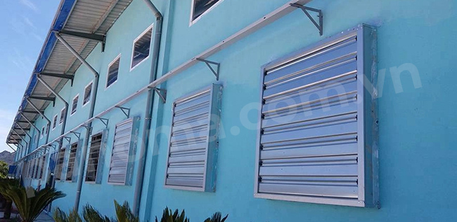Ứng dụng quạt thông gió vuông cánh inox trực tiếp