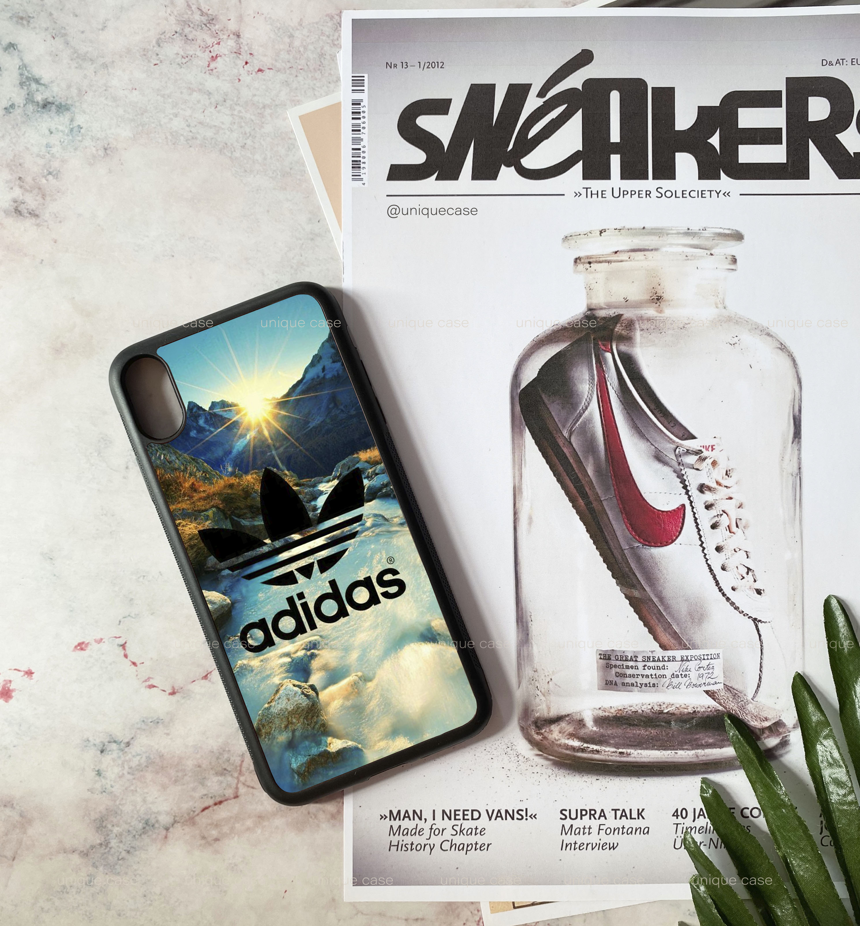 Ốp lưng điện thoại iPhone Unique Case SNK105