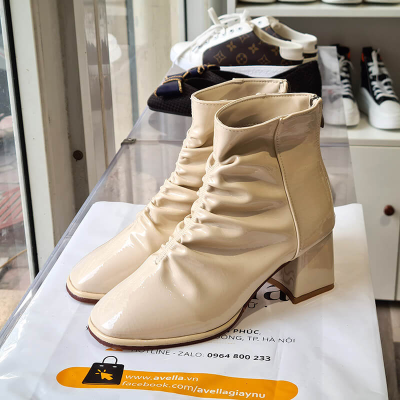 Giày boot nữ cổ thấp 7 phân hàng hiệu rosata hai màu đen nâu …