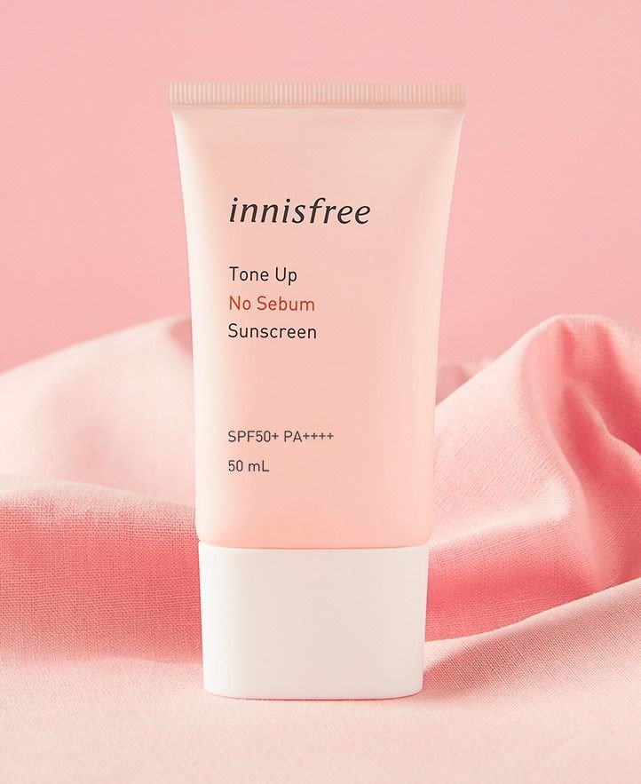 Kem Chống Nắng Kiềm Dầu Nâng Tone Innisfree Tone-Up No Sebum 50ml