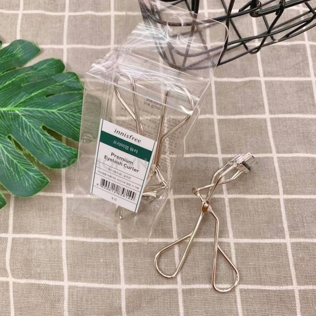 Kẹp Bấm Mi Innisfree Premium Eyelash Curler