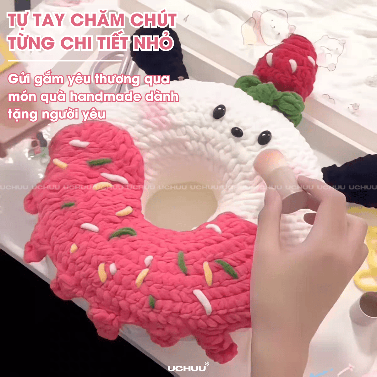 Gối Ôm Len Tròn