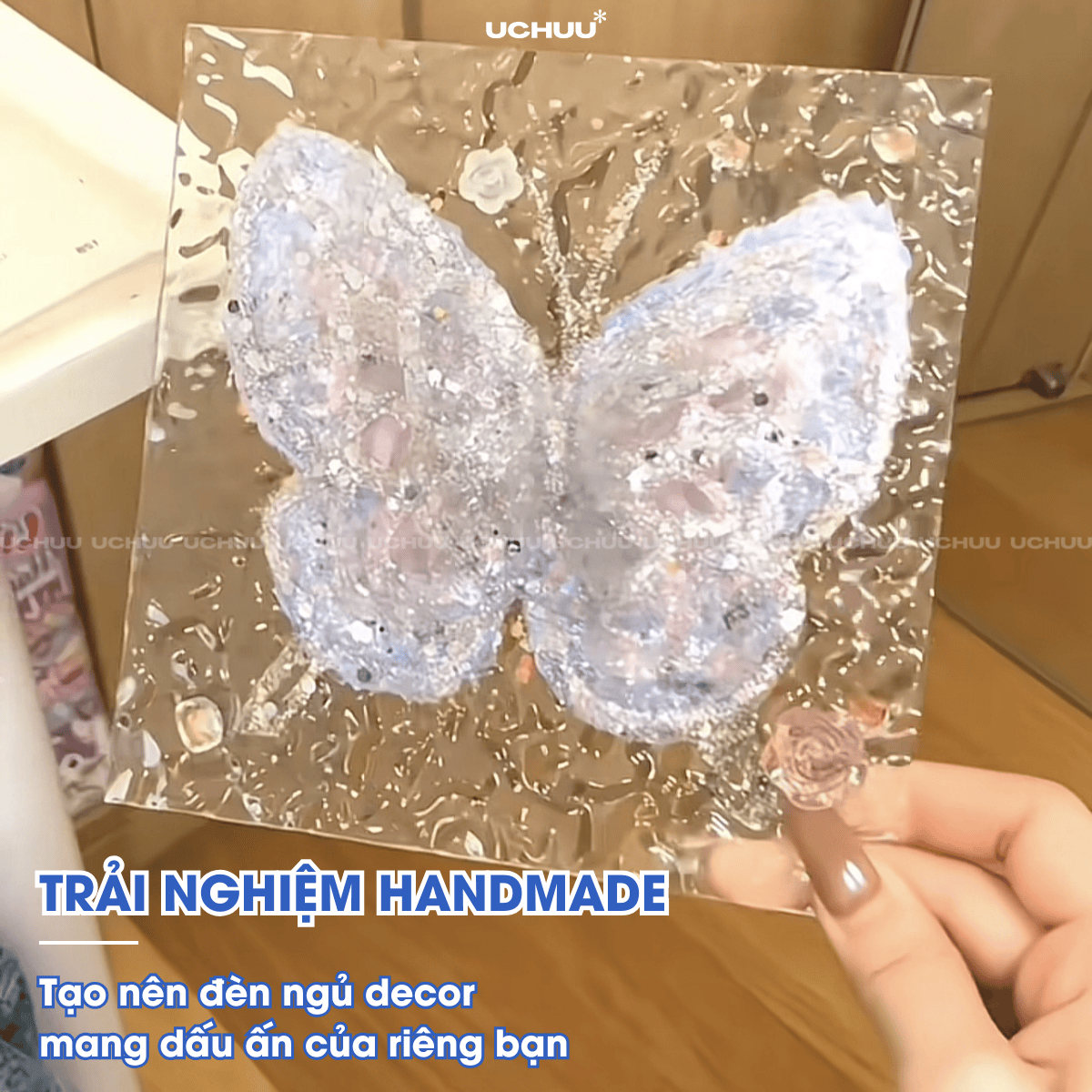 Tranh Đèn Bướm Acrylic