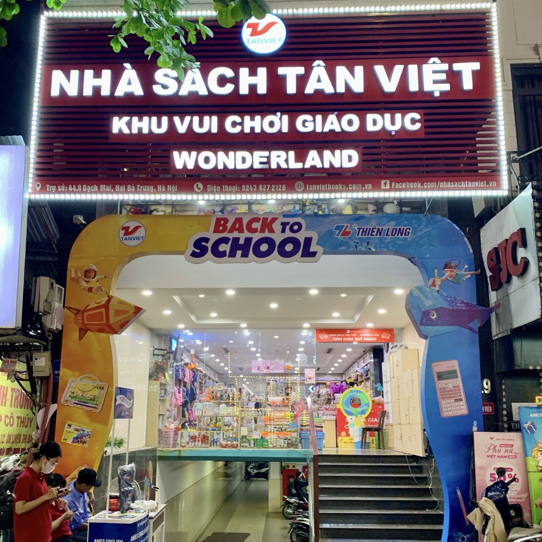 Tân Việt Books Bạch Mai