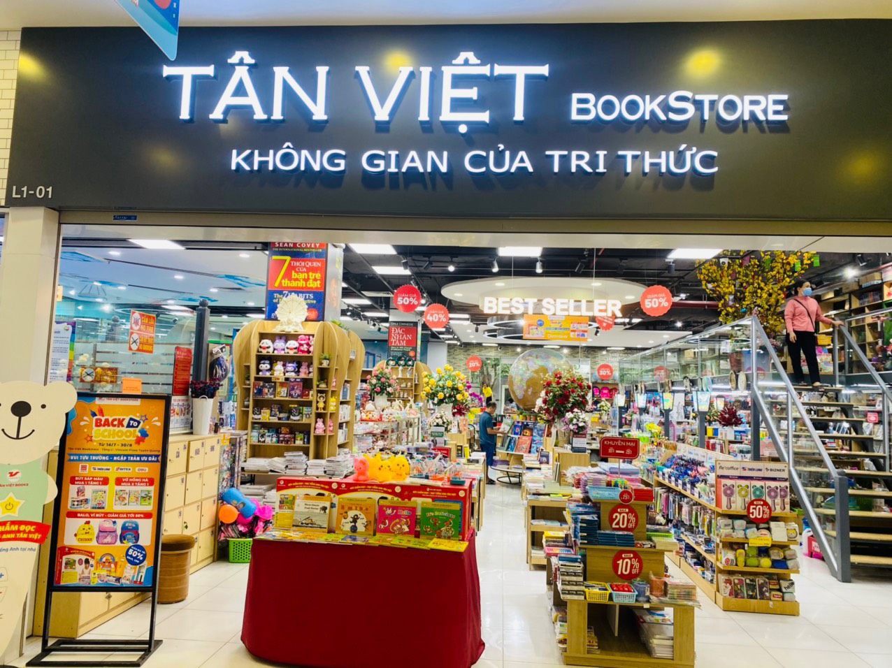 Tân Việt Books Vincom Tuyên Quang