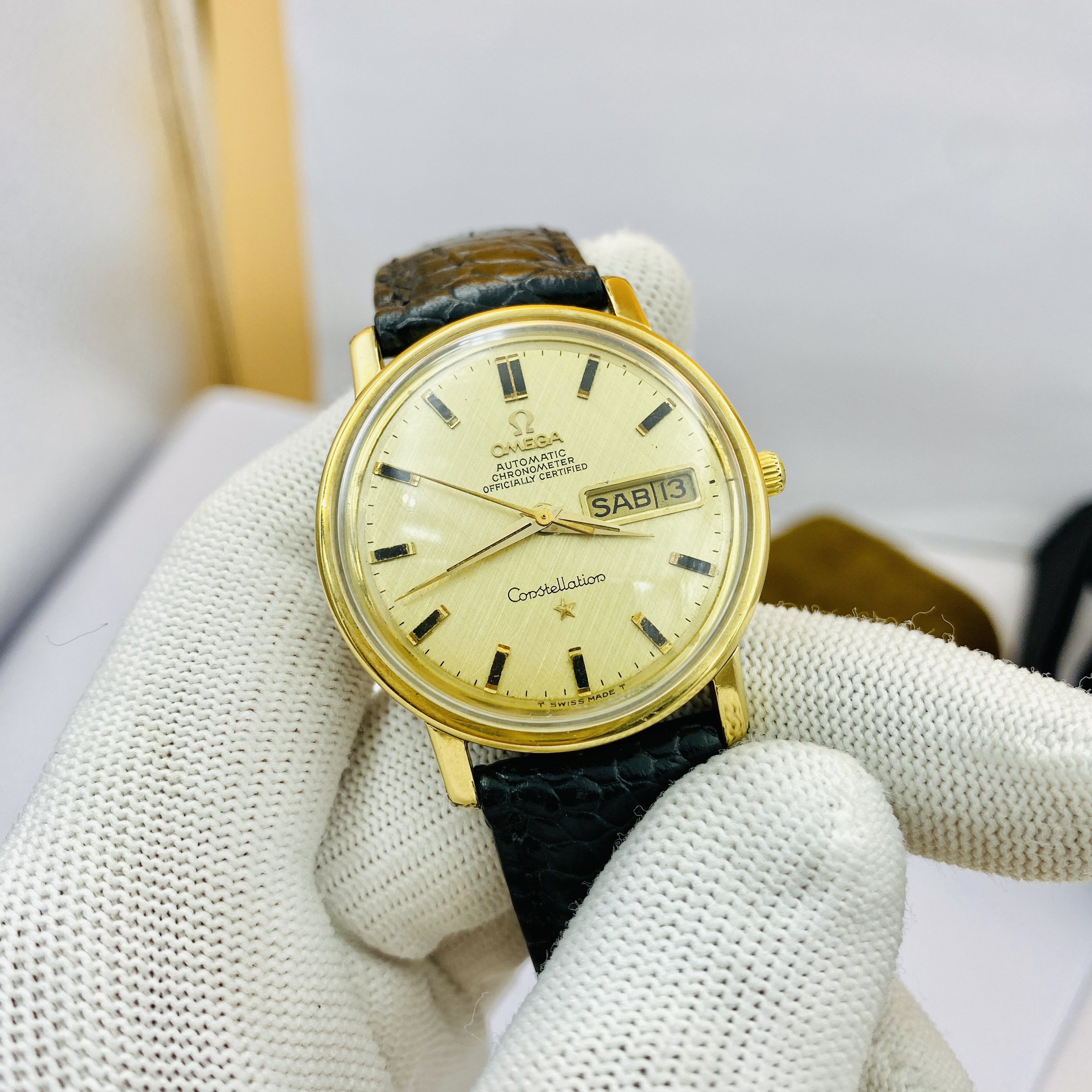 ĐỒNG HỒ VINTAGE OMEGA CONSTELLATION 250 - AUTOMATIC - DEMI - NGUYÊN ZIN THỤY SĨ