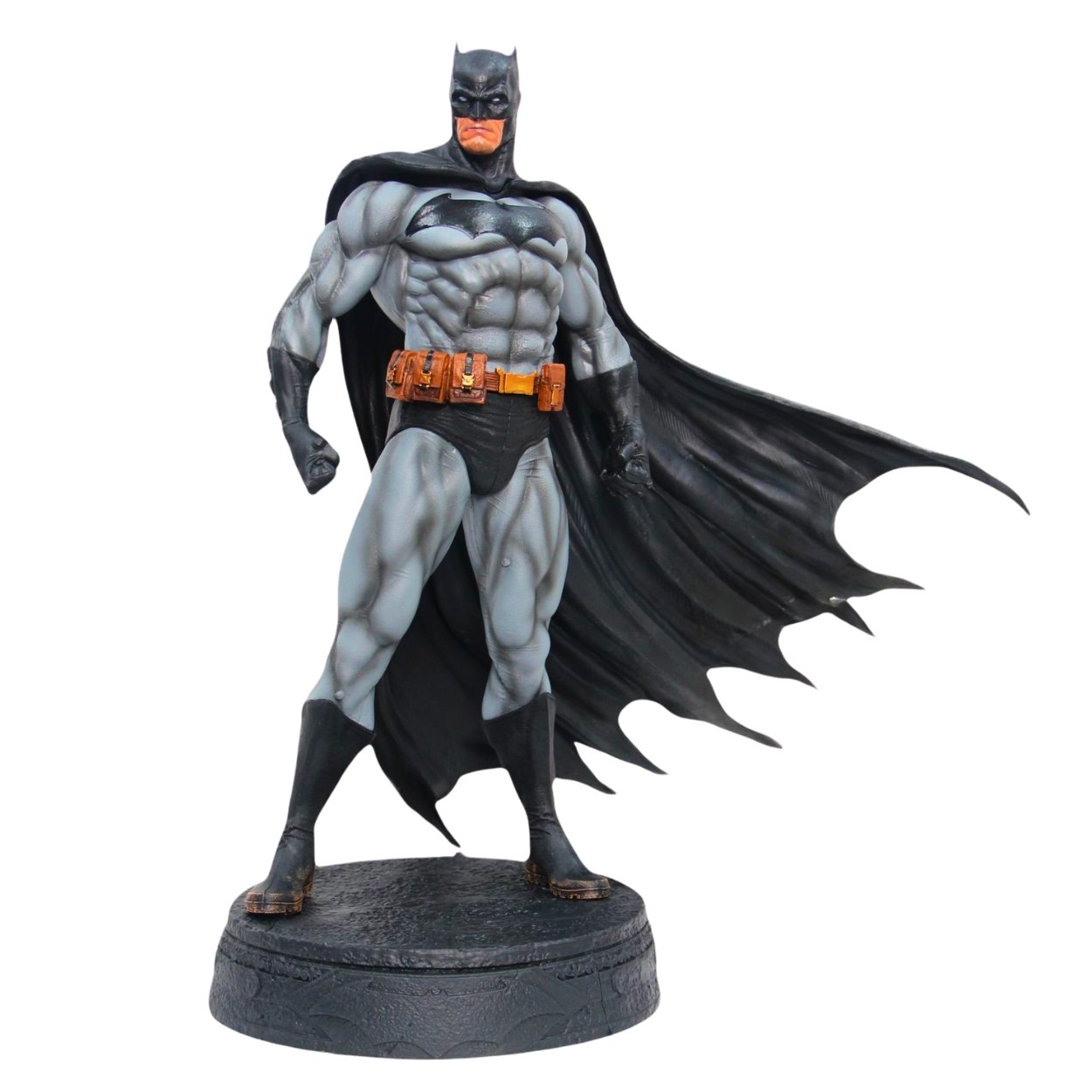 Mô Hình siêu anh hùng Batman dáng đứng siêu ngầu - Cao 38cm - ngang 35cm - nặng 1kg6 - Figure Batman - Có Hộp Màu-K25-T4-S6