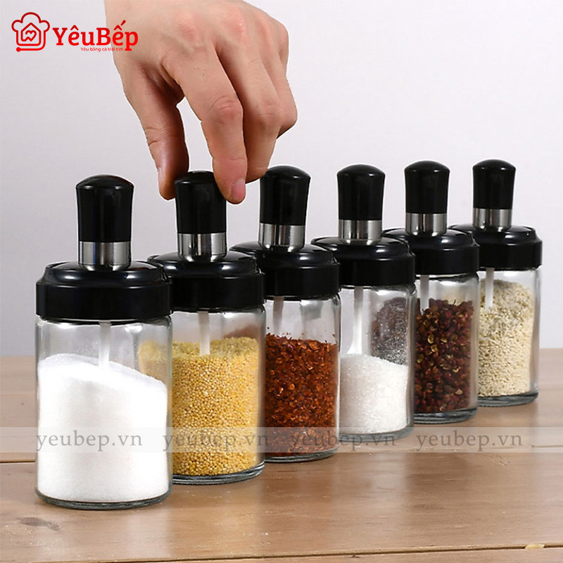 Lọ Đựng Gia Vị Bằng Thủy Tinh Trong Suốt Kèm Muỗng 
