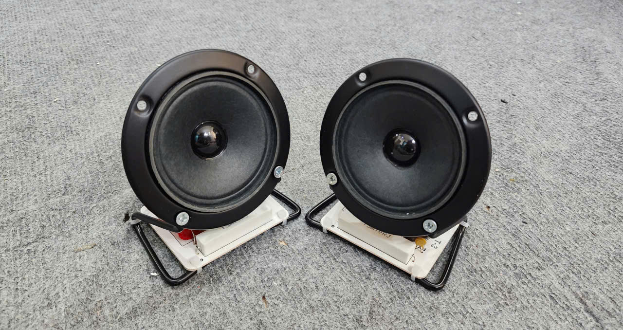 Cặp Loa Siêu Treble Ghép Ngoài Arouse AT10B Đến Từ Anh Quốc