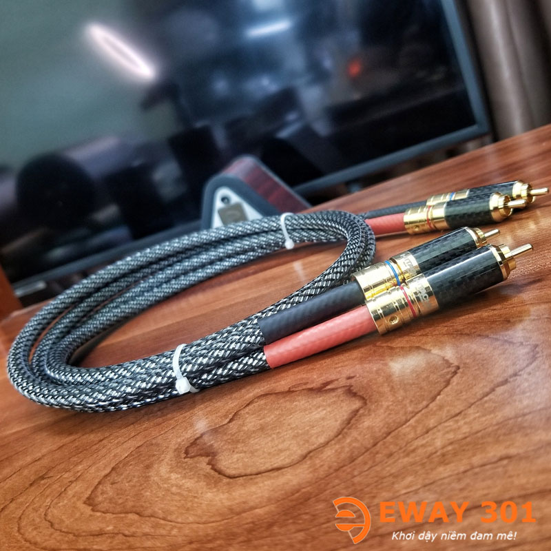 Dây AV Hitachi 4 Lõi Chống Nhiễu Mạ Bạc Jack Khóa Ren Thông Minh - Dài 1m